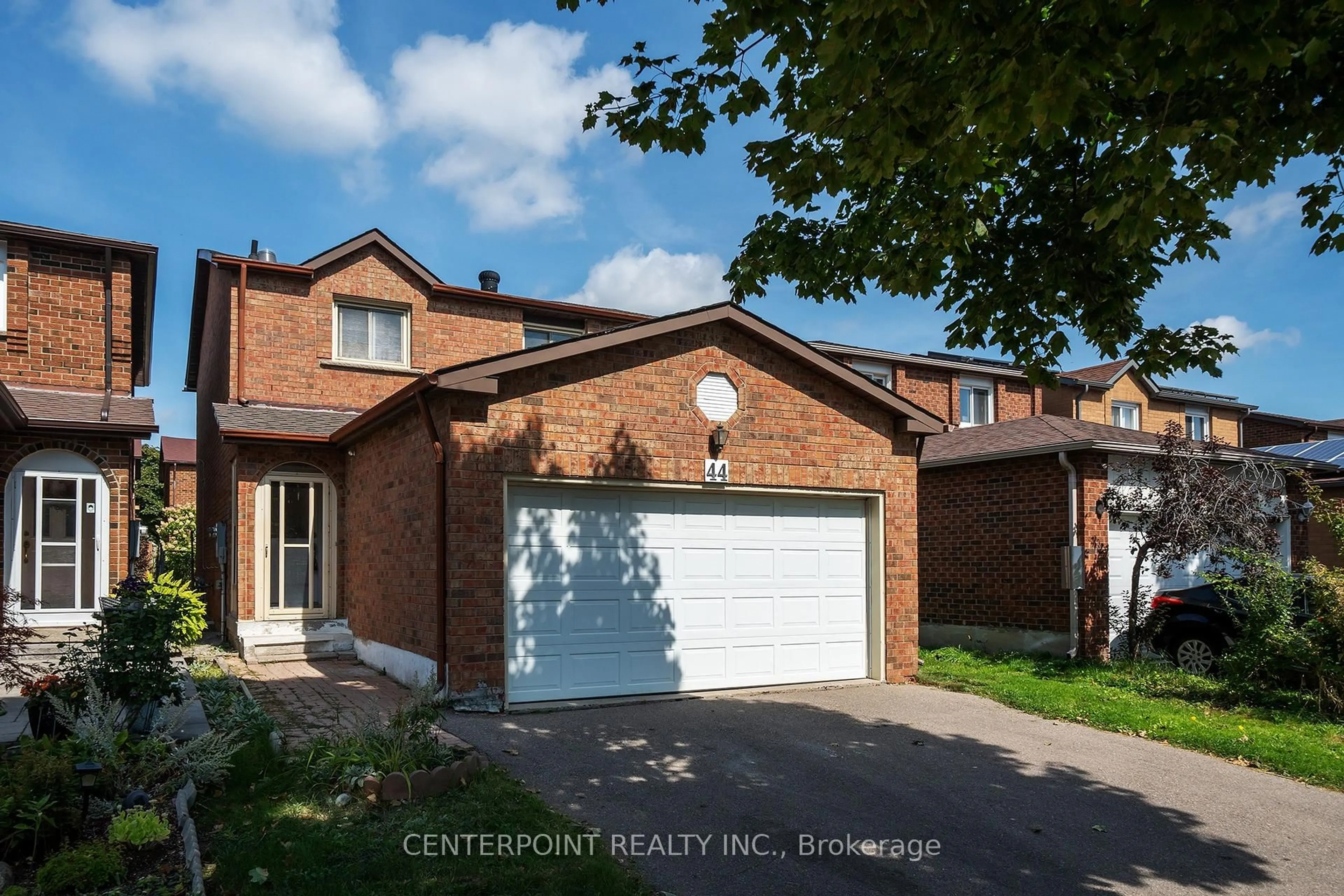 Home with brick exterior material, street for 44 Kenley Cres, Markham Ontario L3R 6X2