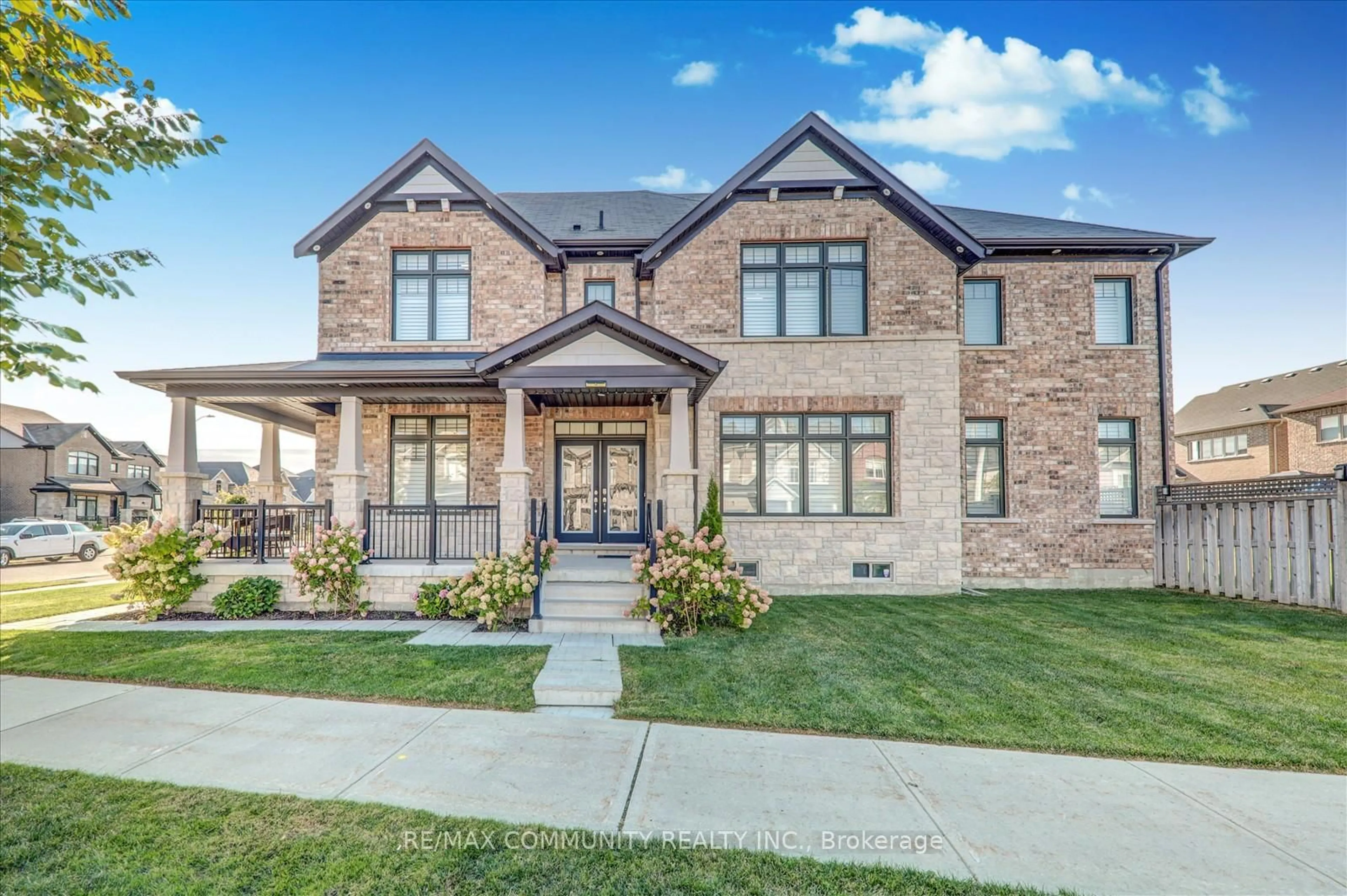 Home with brick exterior material, street for 932 Barton Way, Innisfil Ontario L9S 0N5