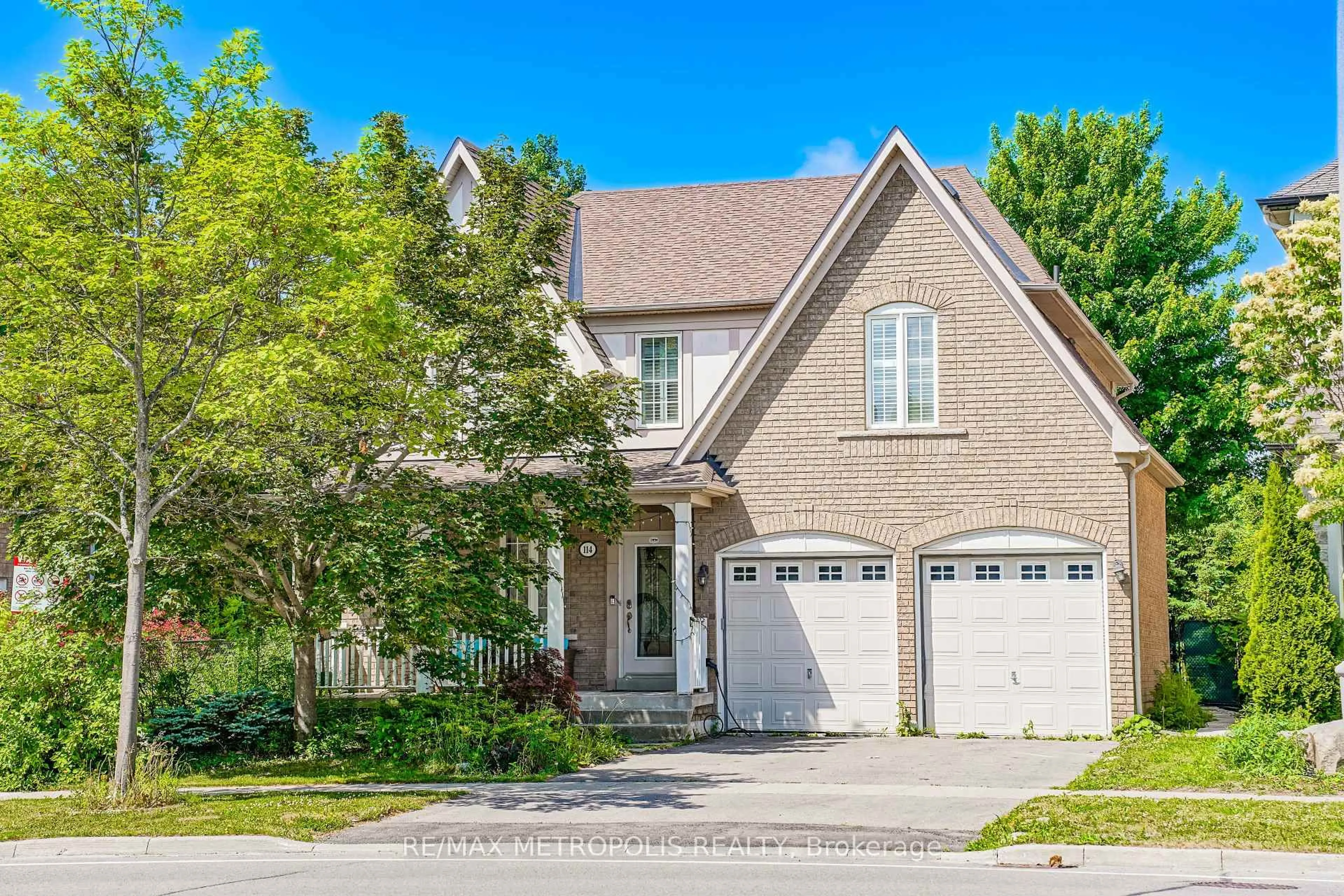 Home with brick exterior material, street for 114 Selwyn Rd, Richmond Hill Ontario L4E 5E3