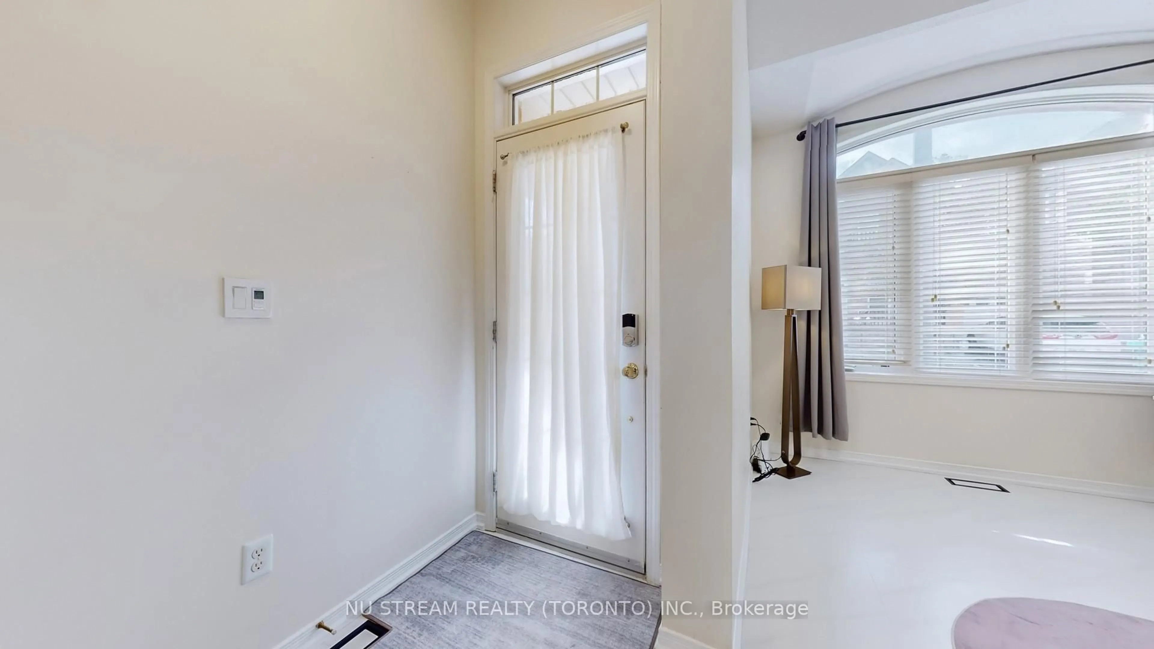 Indoor entryway for 29 Todman Lane, Markham Ontario L6E 0C8