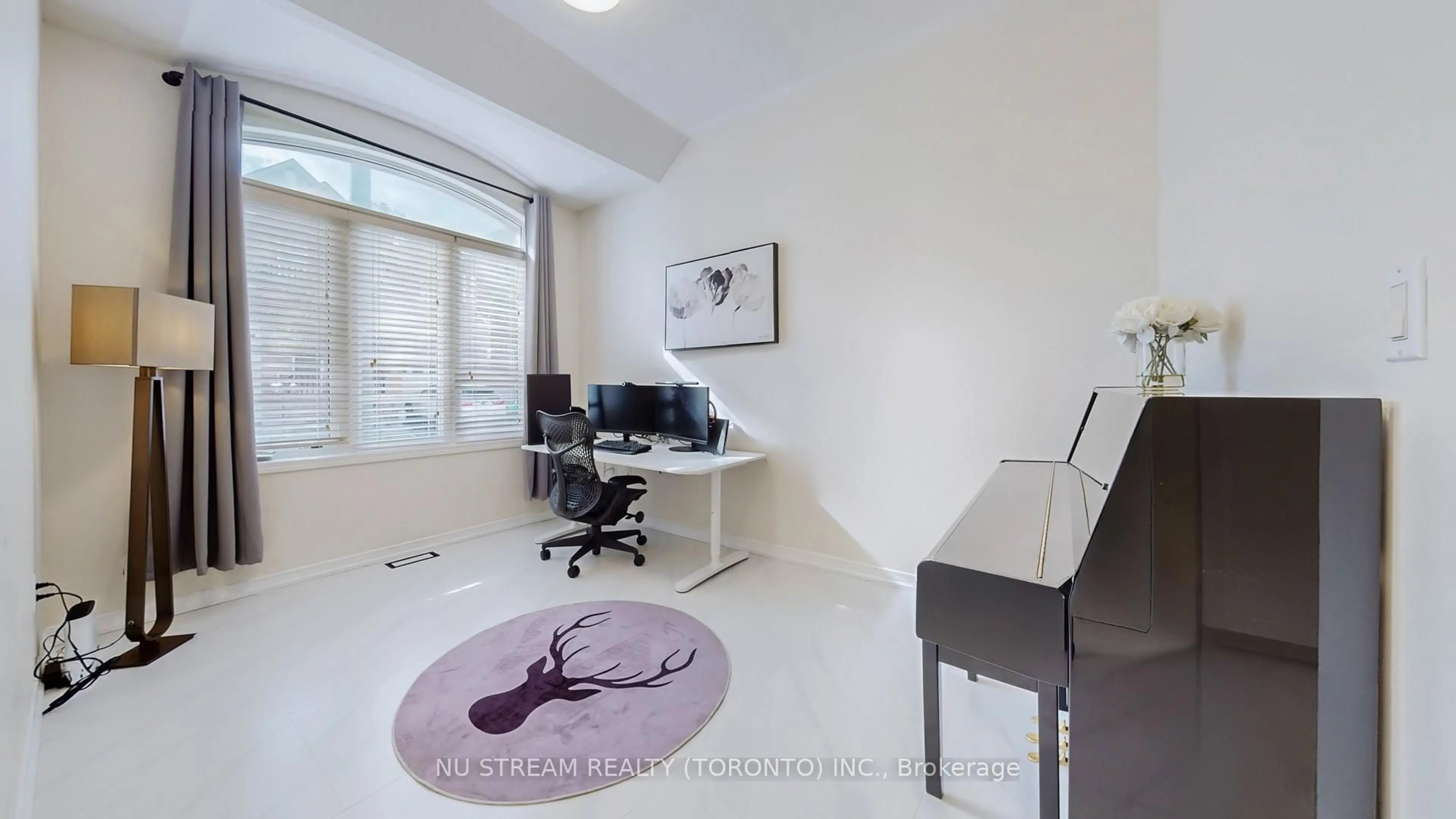 A pic of a room for 29 Todman Lane, Markham Ontario L6E 0C8