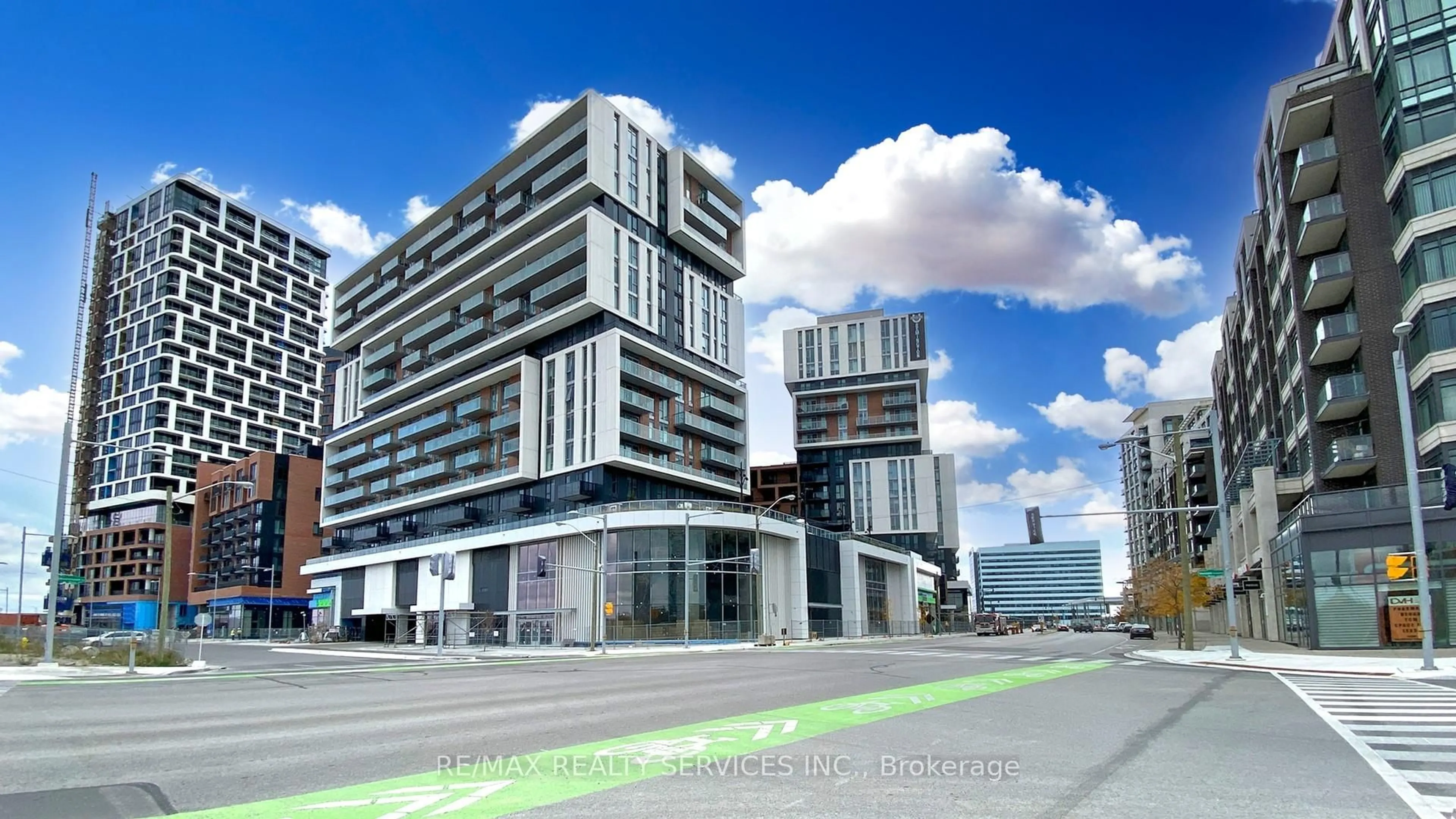 Unknown for 292 Verdale Crossing #1801B, Markham Ontario L6G 0H6