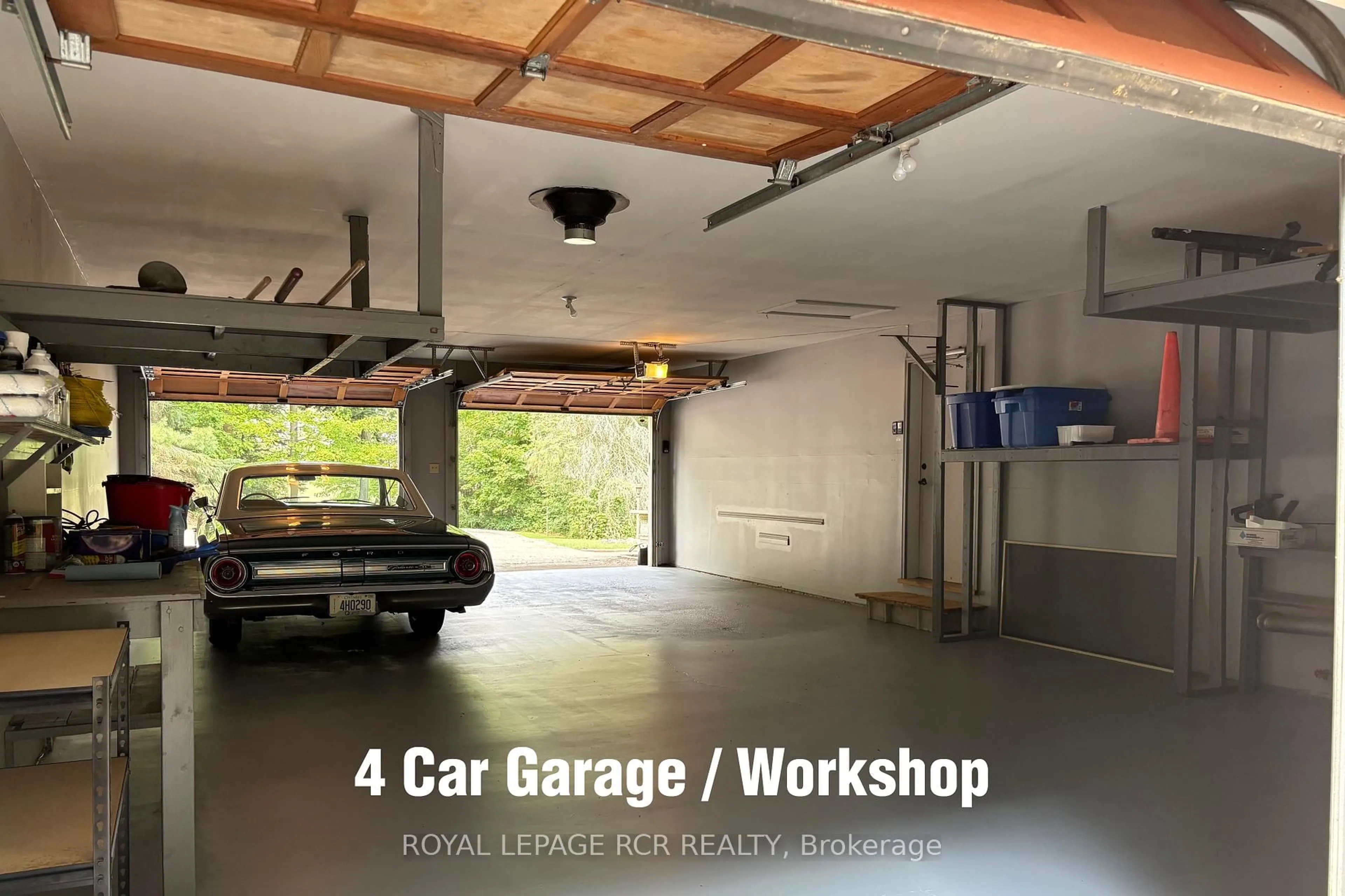 Indoor garage for 391 Goodwood Rd, Uxbridge Ontario L0C 1A0