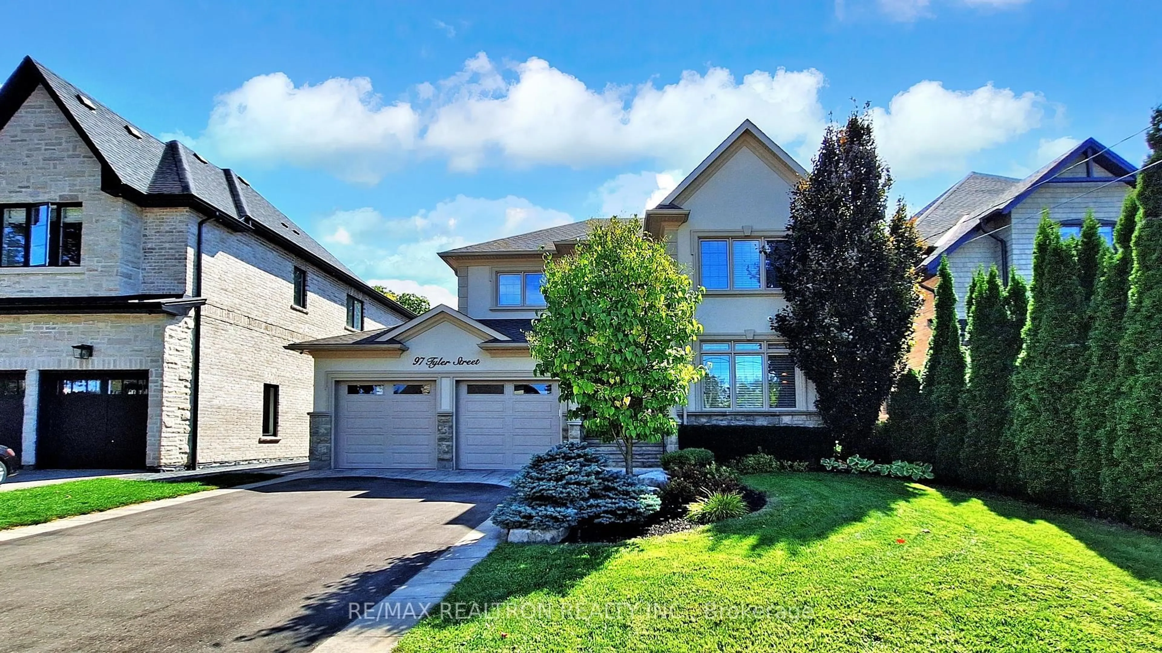 Unknown for 97 Tyler St, Aurora Ontario L4G 2N4