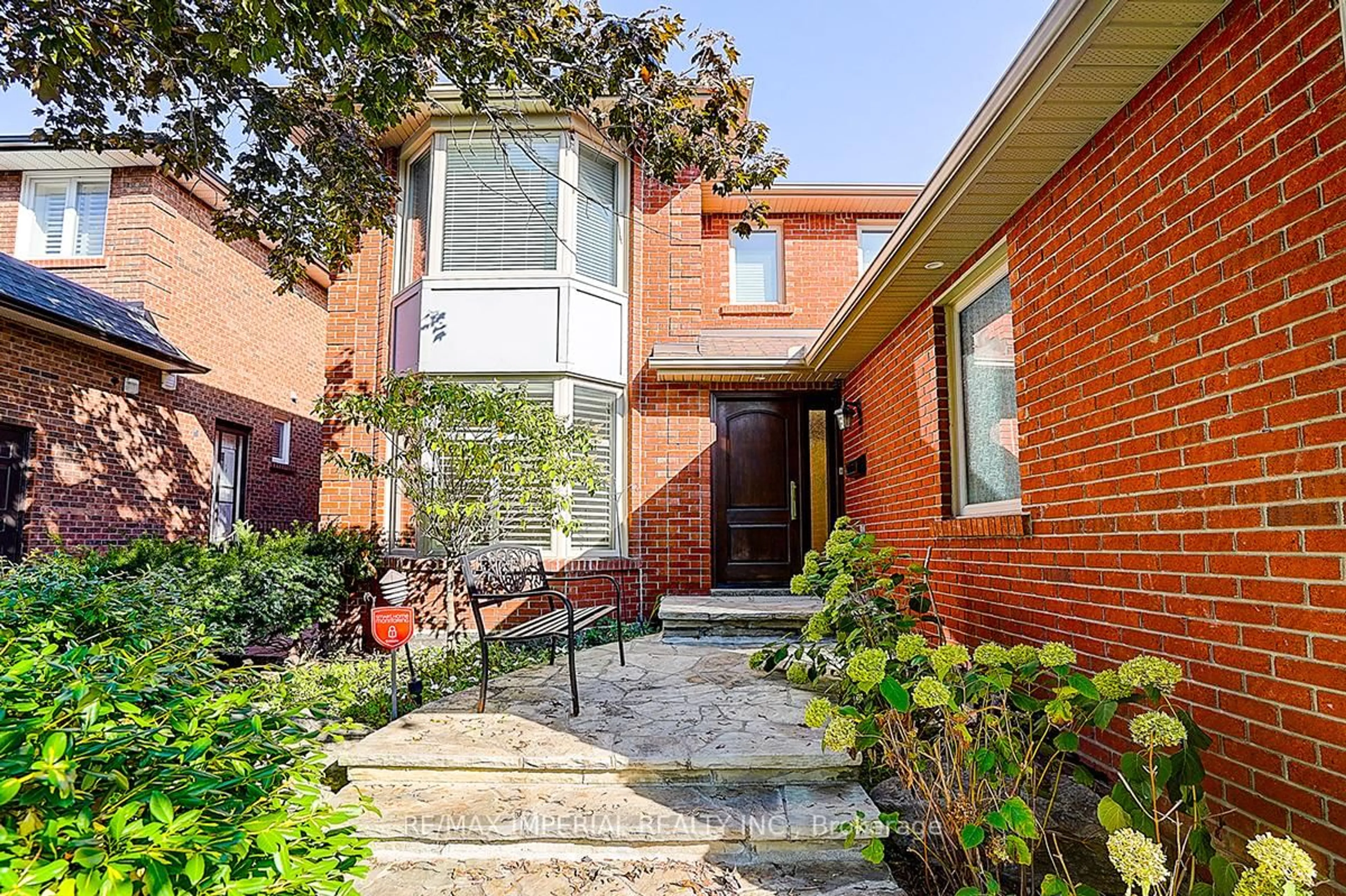 Home with brick exterior material, street for 144 Marsi Rd, Richmond Hill Ontario L4C 5S8