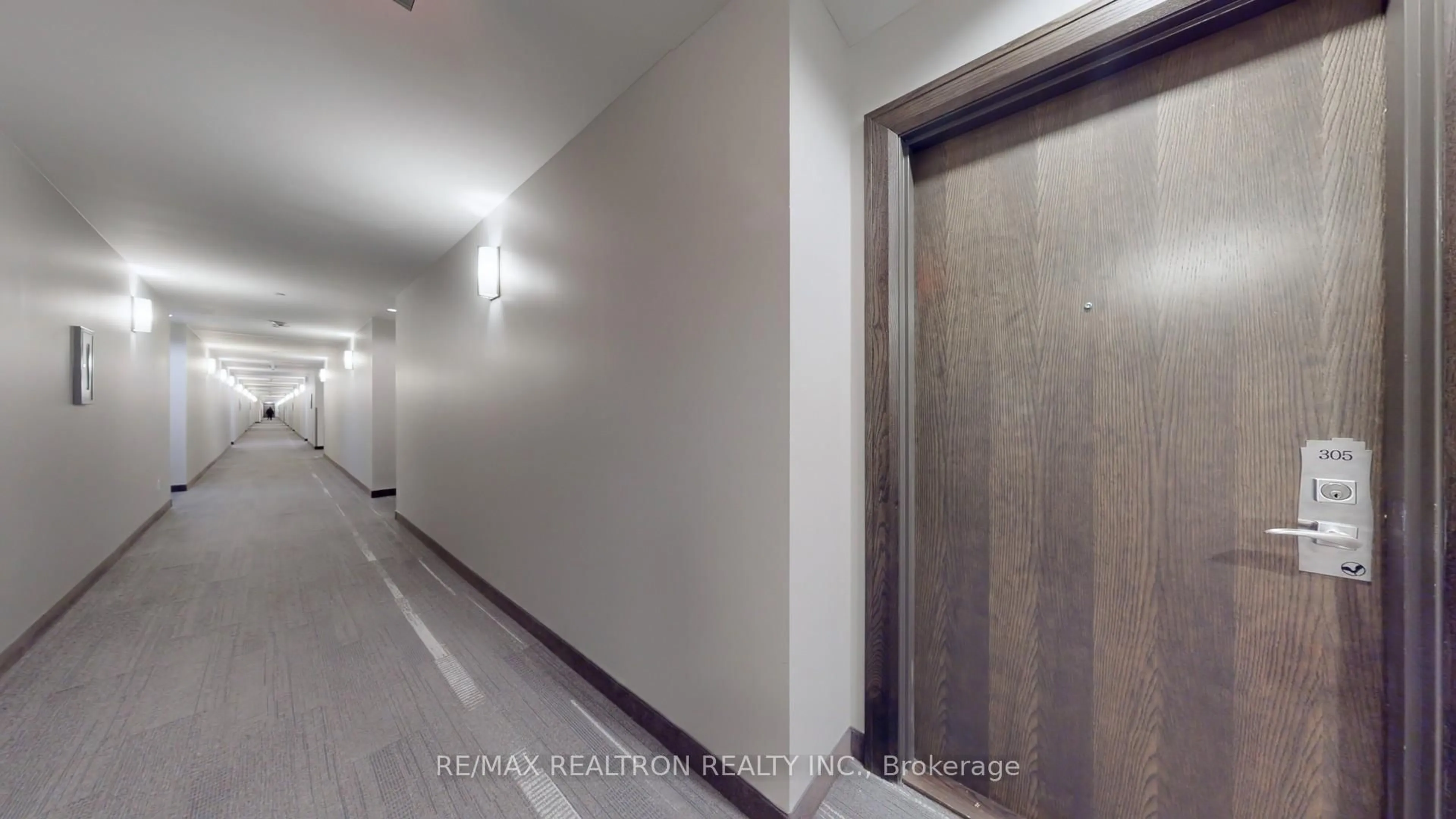 Indoor foyer for 2900 Highway No. 7 #305, Vaughan Ontario L4K 0G3