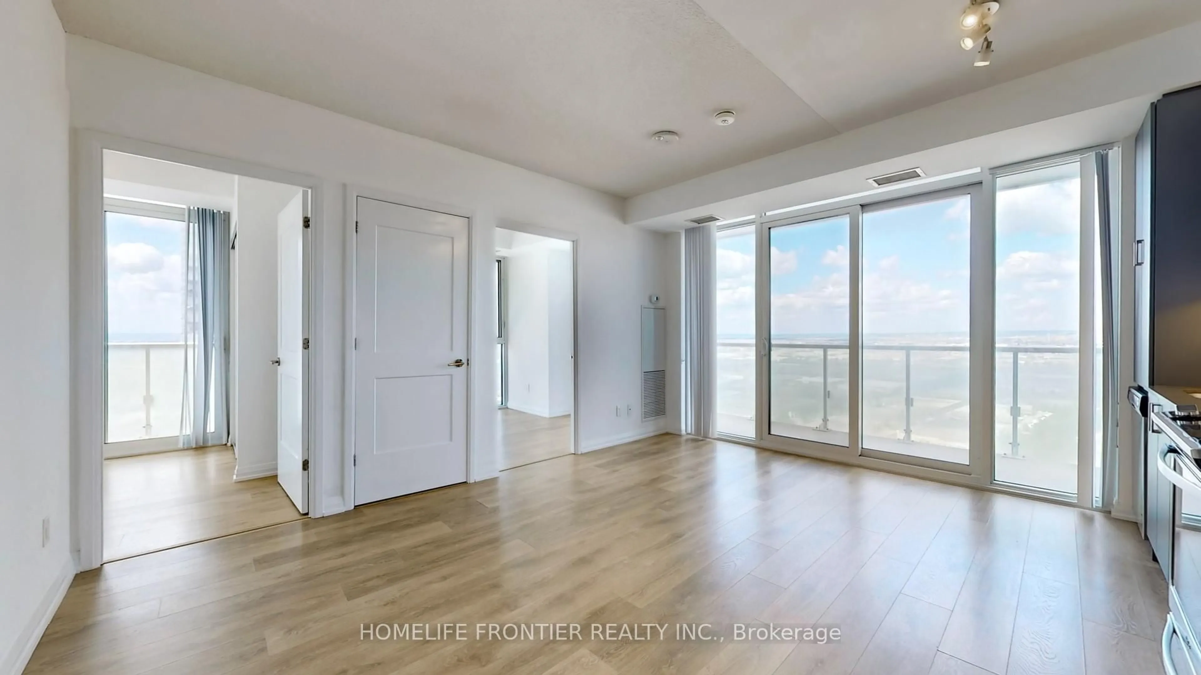 A pic of a room for 7895 Jane St #3313, Vaughan Ontario L4K 0K2