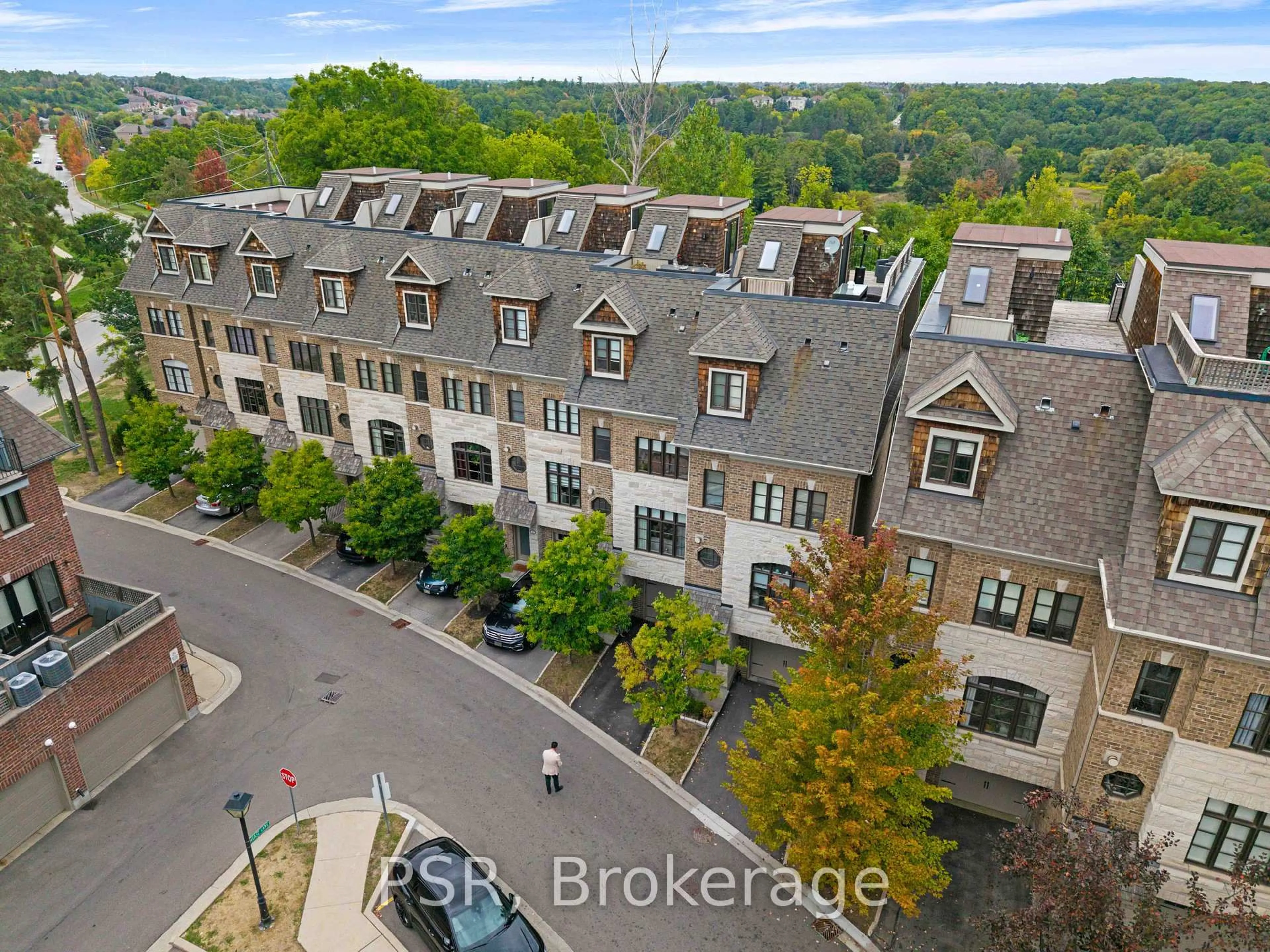 A pic from outside/outdoor area/front of a property/back of a property/a pic from drone, city buildings view from balcony for 117 Powseland Cres #50, Vaughan Ontario L4L 0C5