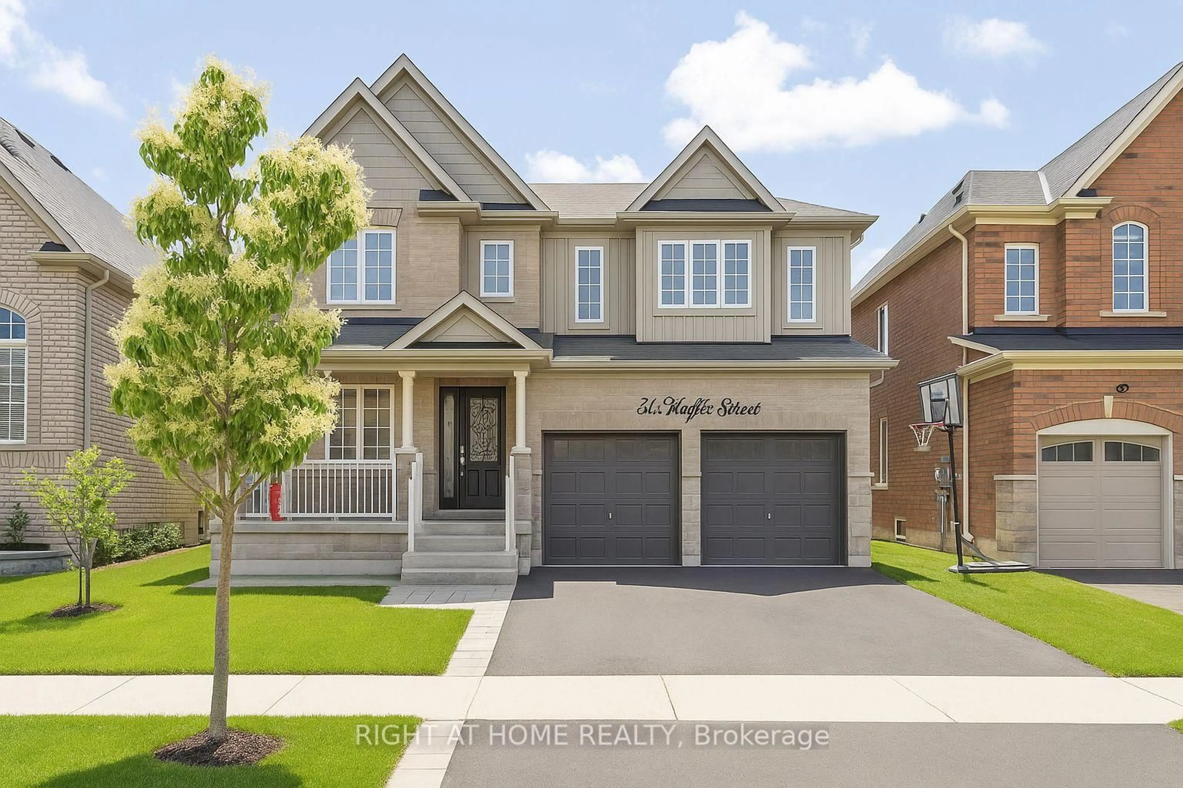 Home with brick exterior material, street for 34 Kidd St, Bradford West Gwillimbury Ontario L3Z 0V5
