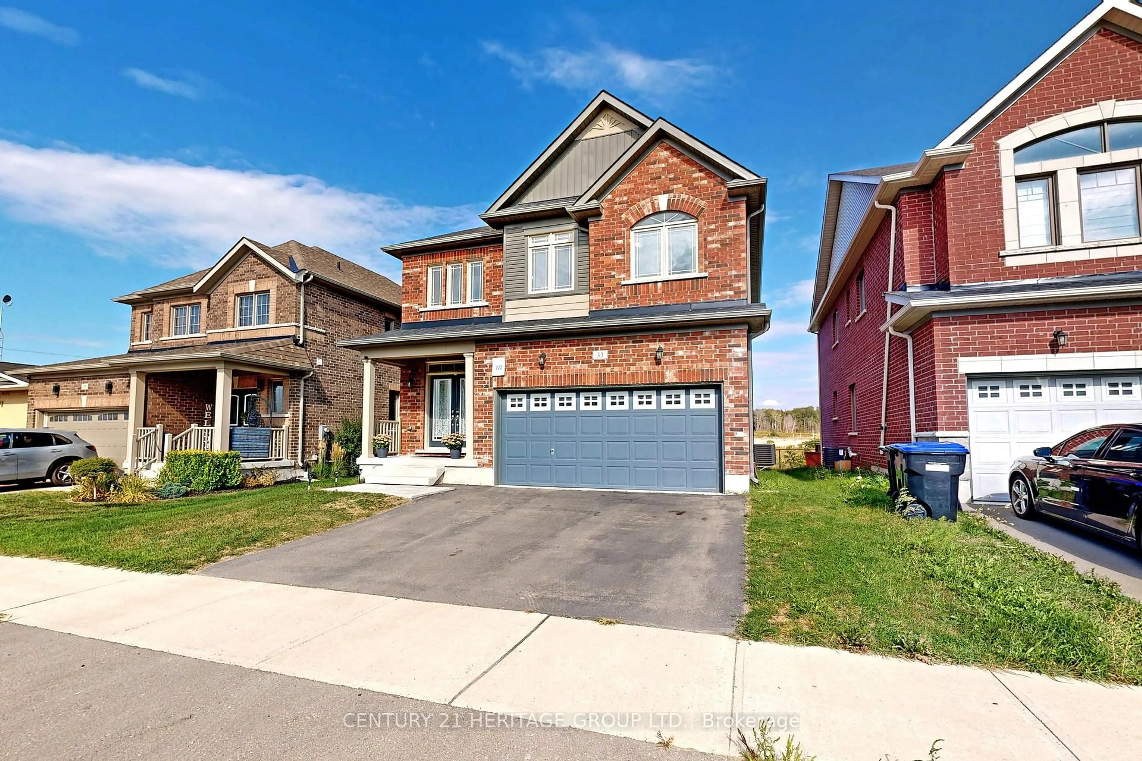 Home with brick exterior material, street for 33 Lorne Thomas Pl, New Tecumseth Ontario L9R 0T8