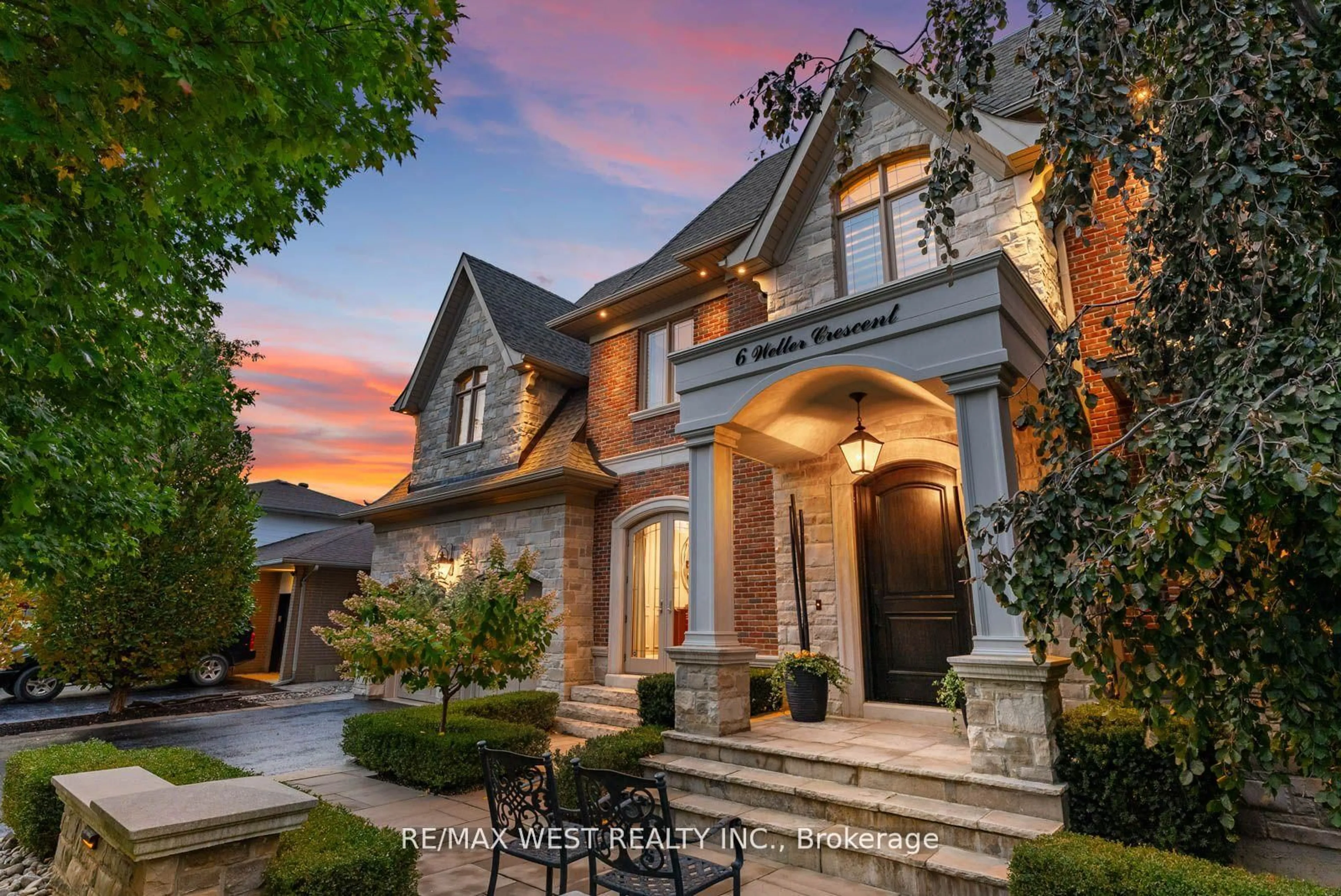 Home with brick exterior material, street for 6 Weller Cres, Vaughan Ontario L6A 1E4