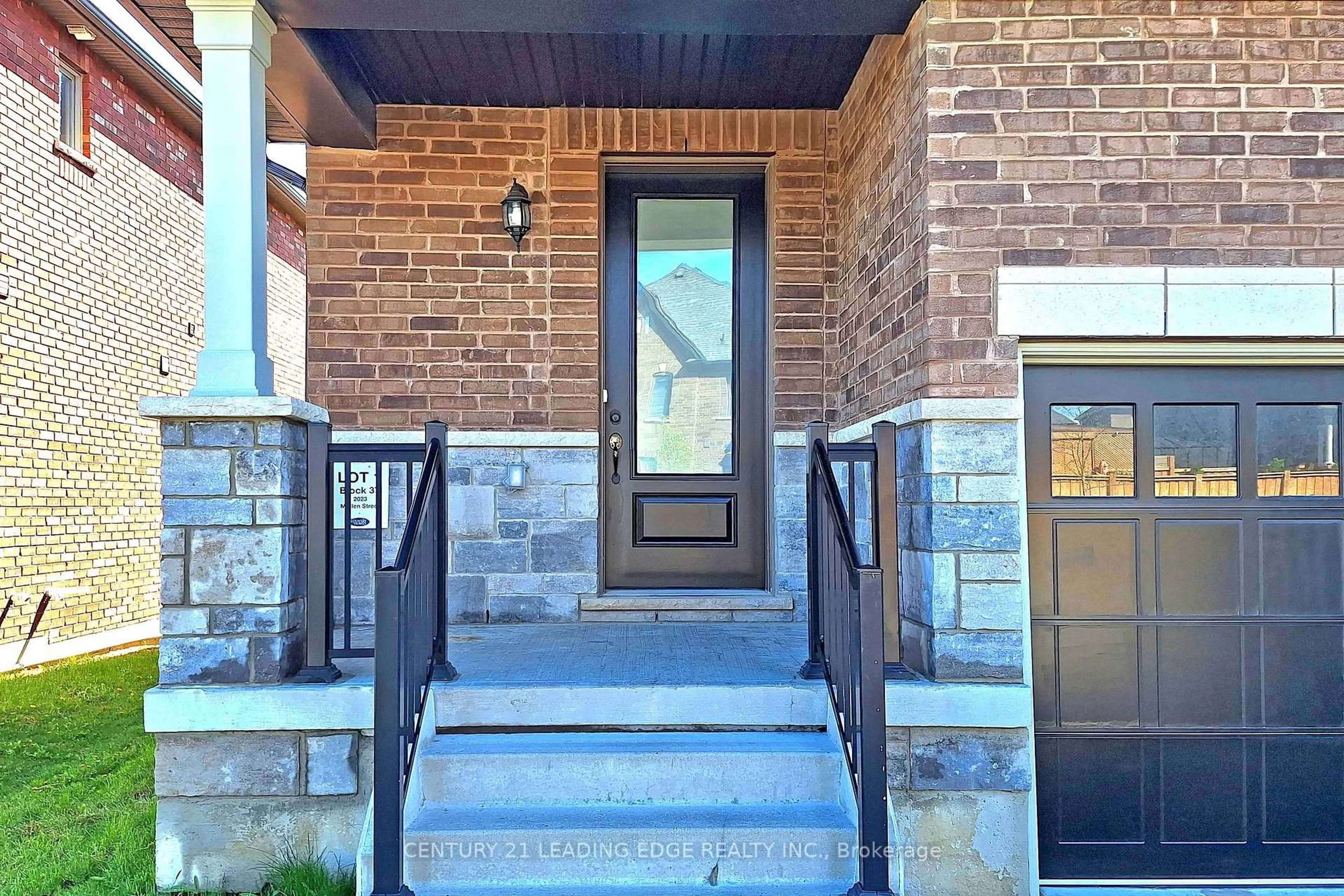 Unknown for 2023 Mullen St, Innisfil Ontario L9S 0J8