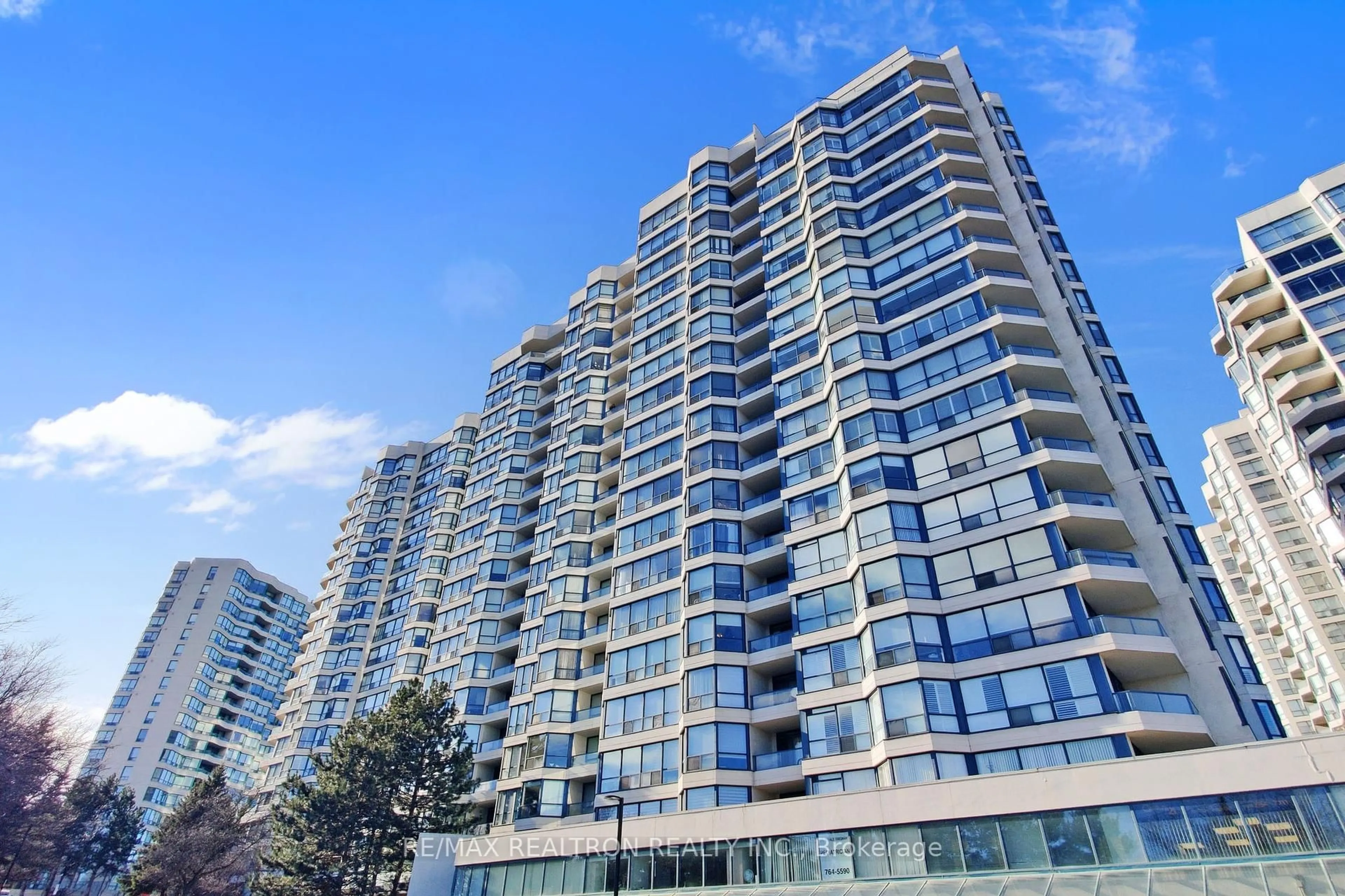 Unknown for 7300 Yonge St #311, Vaughan Ontario L4J 7Y5