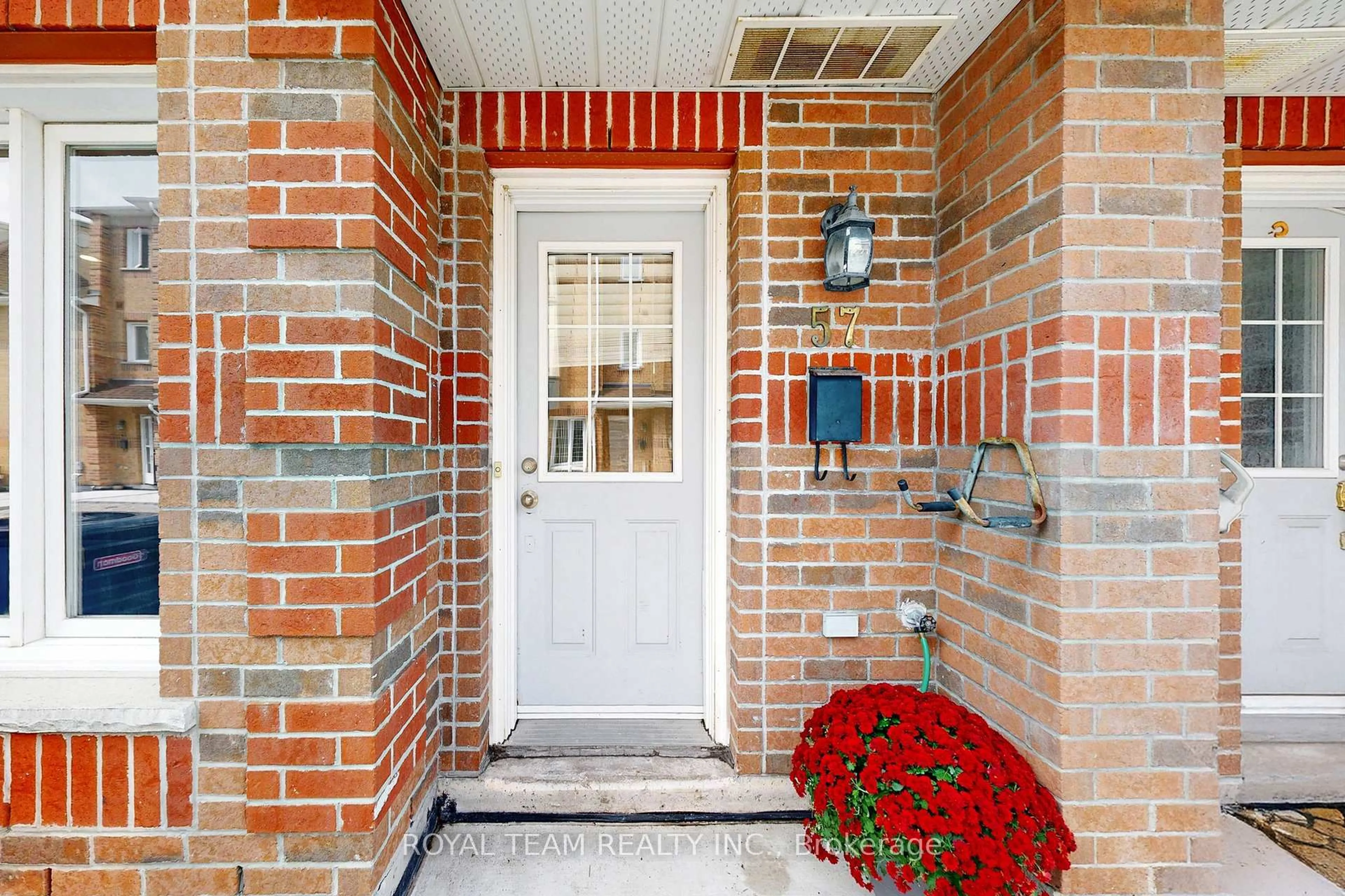 Home with brick exterior material, street for 151 Townsgate Dr #57, Vaughan Ontario L4J 8J7