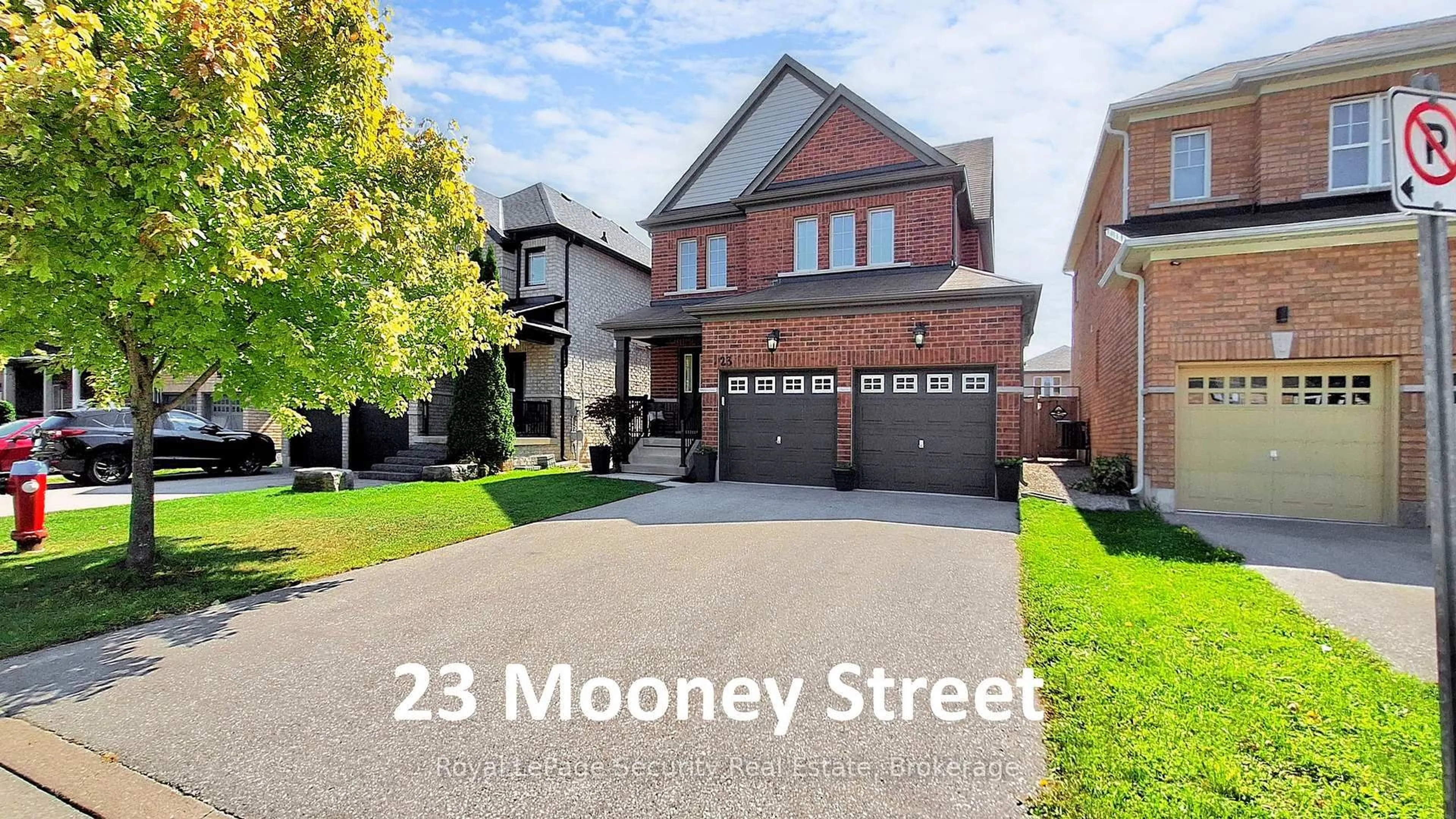 Home with brick exterior material, street for 23 Mooney St, Bradford West Gwillimbury Ontario L3Z 0K7