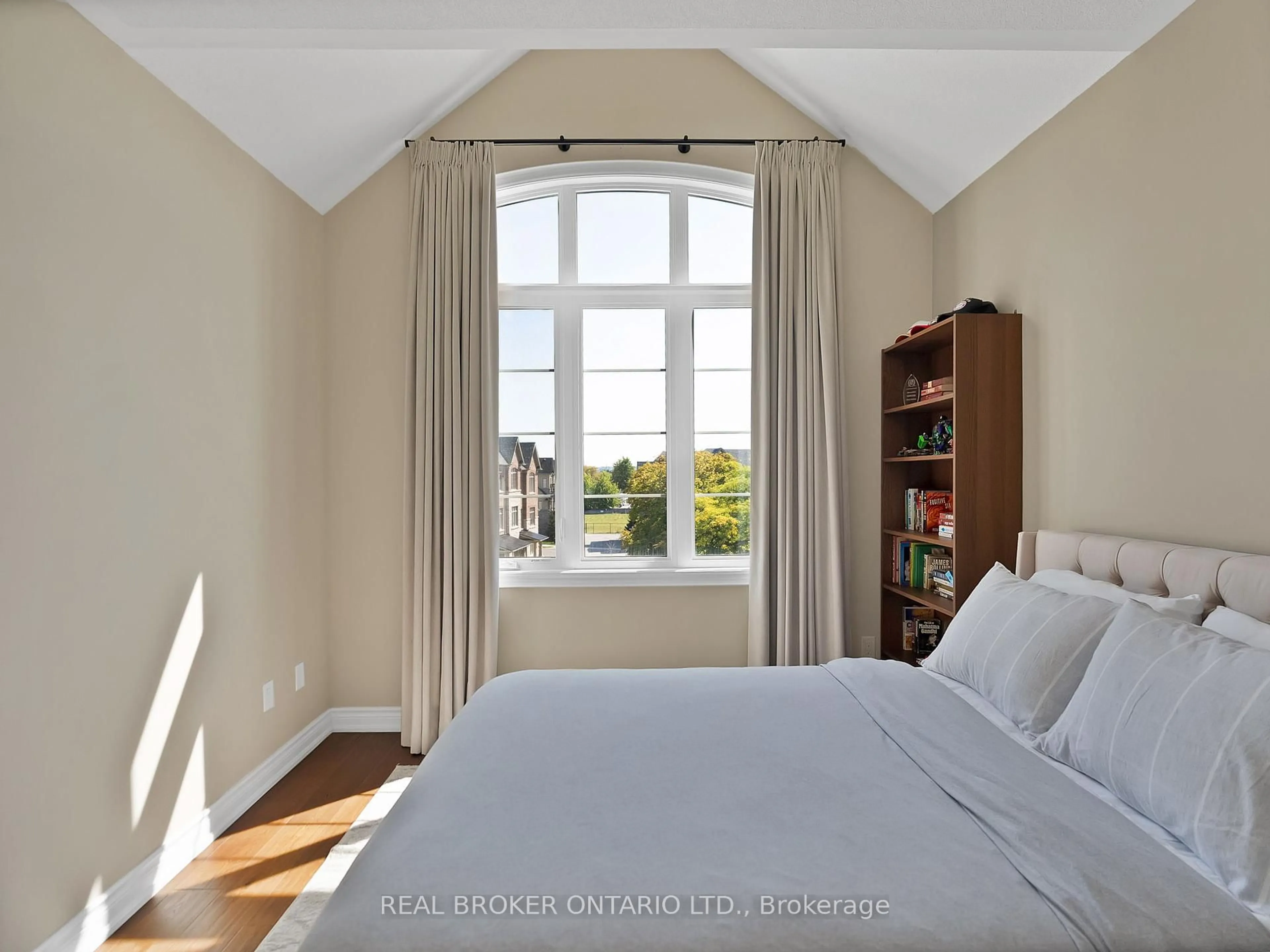 Bedroom with bed, unknown for 30 Island Green Lane, Markham Ontario L6C 0Y7