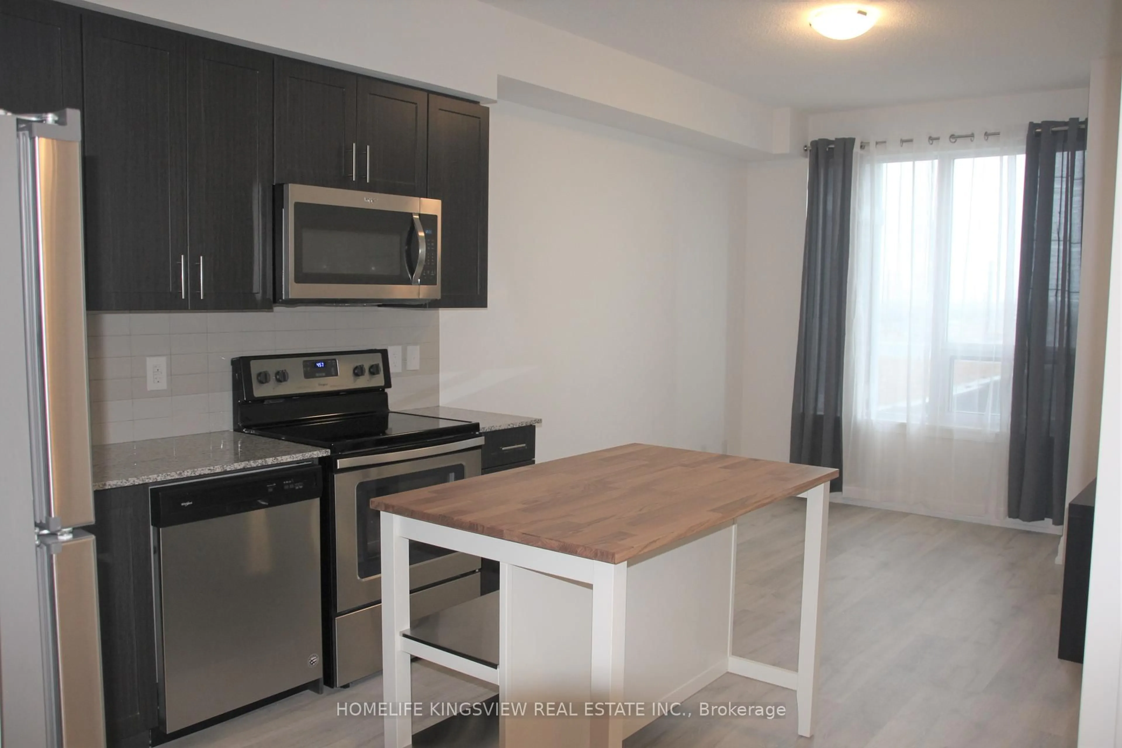 Standard kitchen, unknown for 3600 Highway 7 #504, Vaughan Ontario L4L 0G7