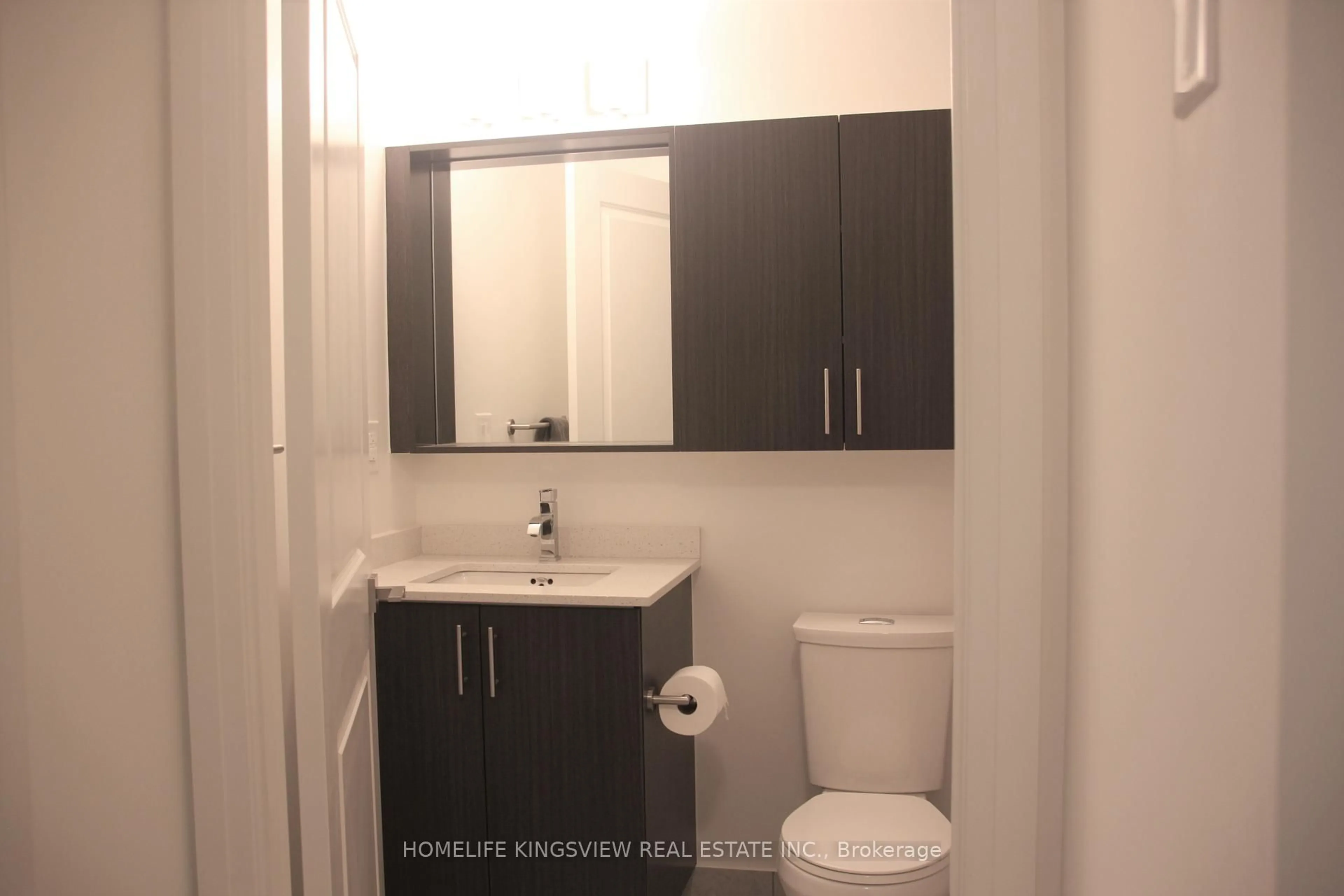 Standard bathroom, unknown for 3600 Highway 7 #504, Vaughan Ontario L4L 0G7