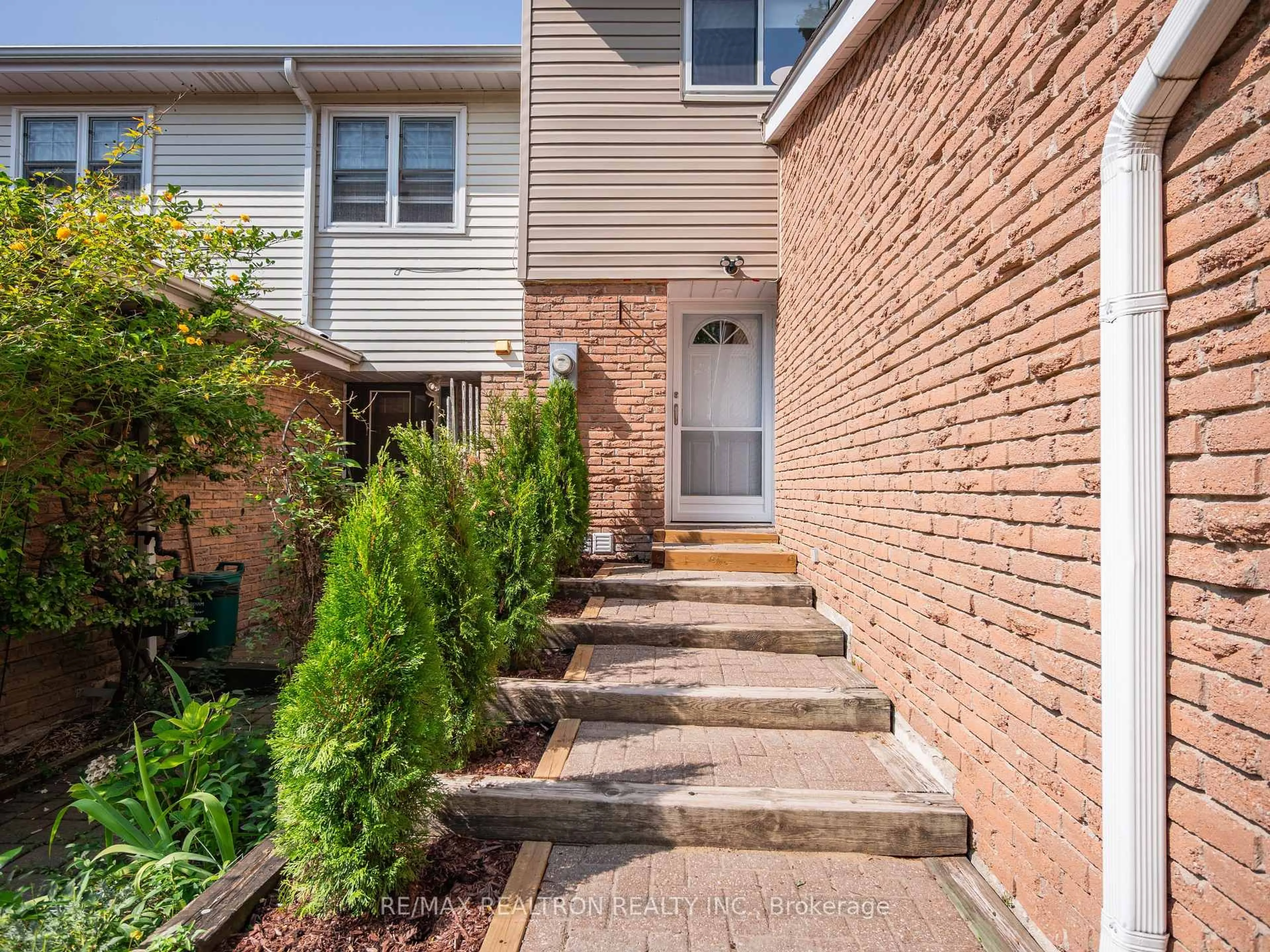 Unknown for 173 Tamarack Dr, Markham Ontario L3T 4X3