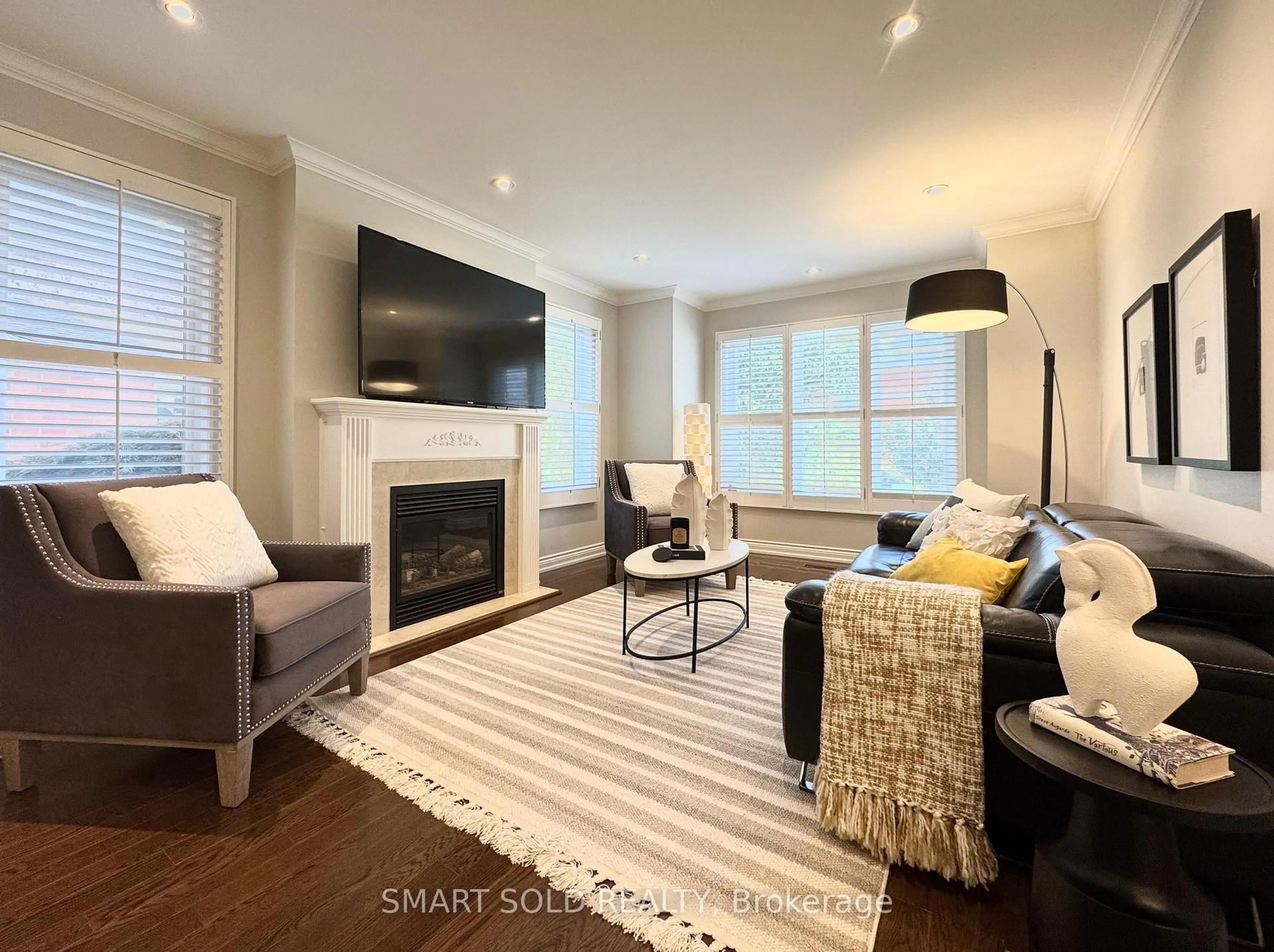 Living room with furniture, unknown for 200 Rosedale Heights Dr, Vaughan Ontario L4J 4W4