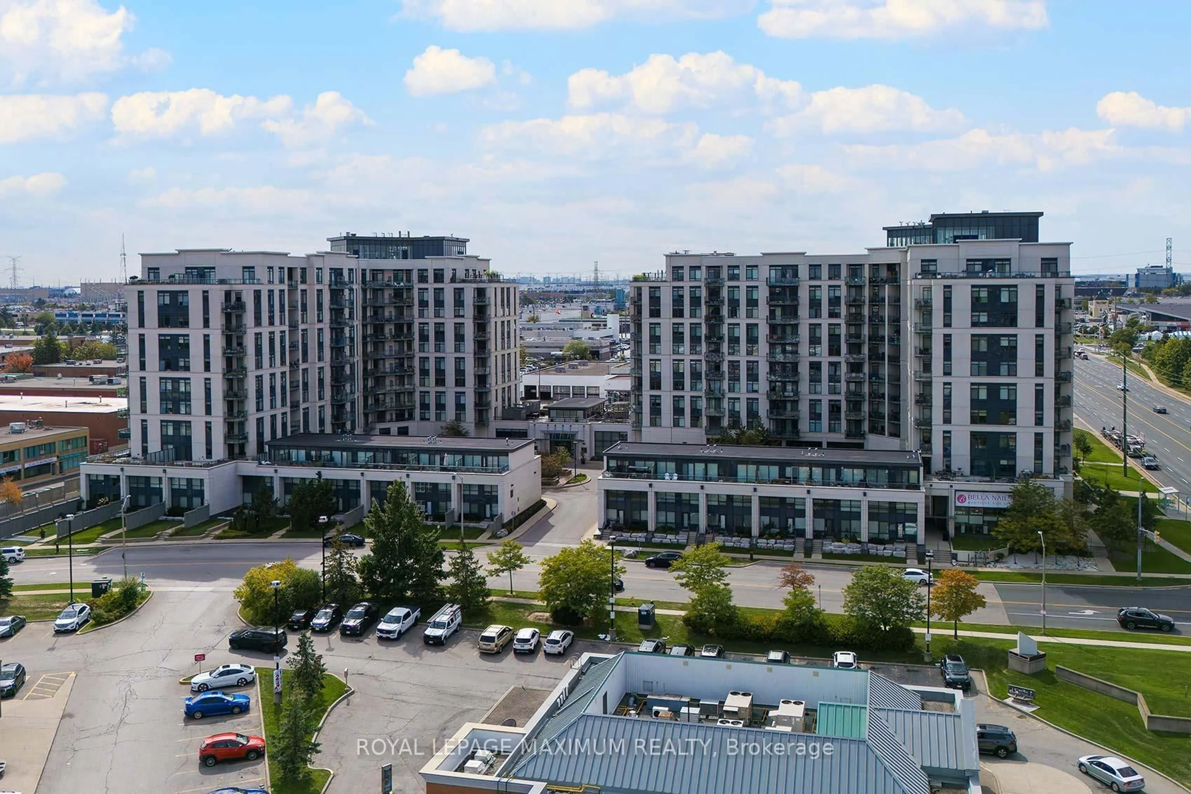 A pic from outside/outdoor area/front of a property/back of a property/a pic from drone, city buildings view from balcony for 12 Woodstream Blvd #312, Vaughan Ontario L4L 8C4