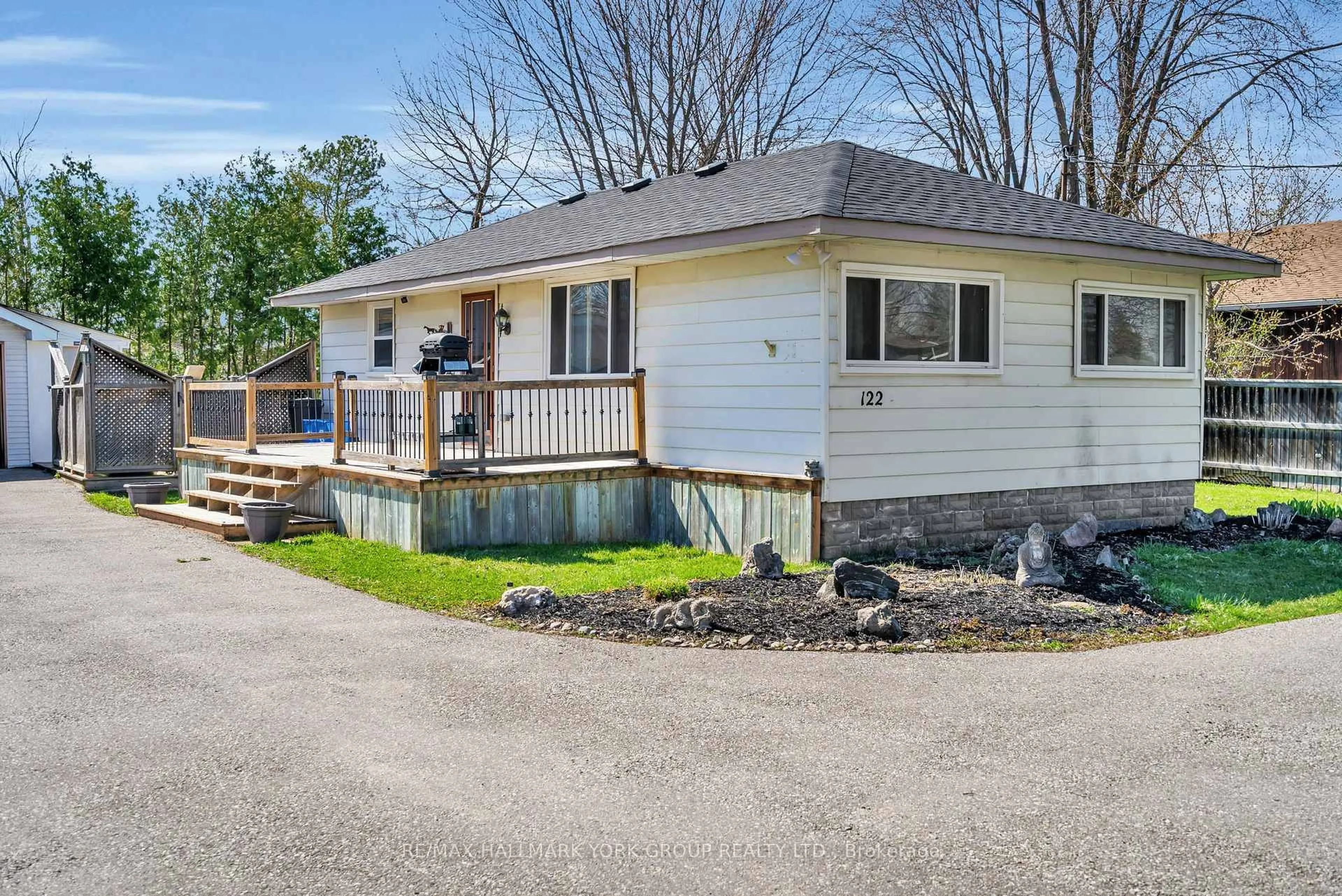 Unknown for 122 Sunset Beach Rd, Georgina Ontario L0E 1N0