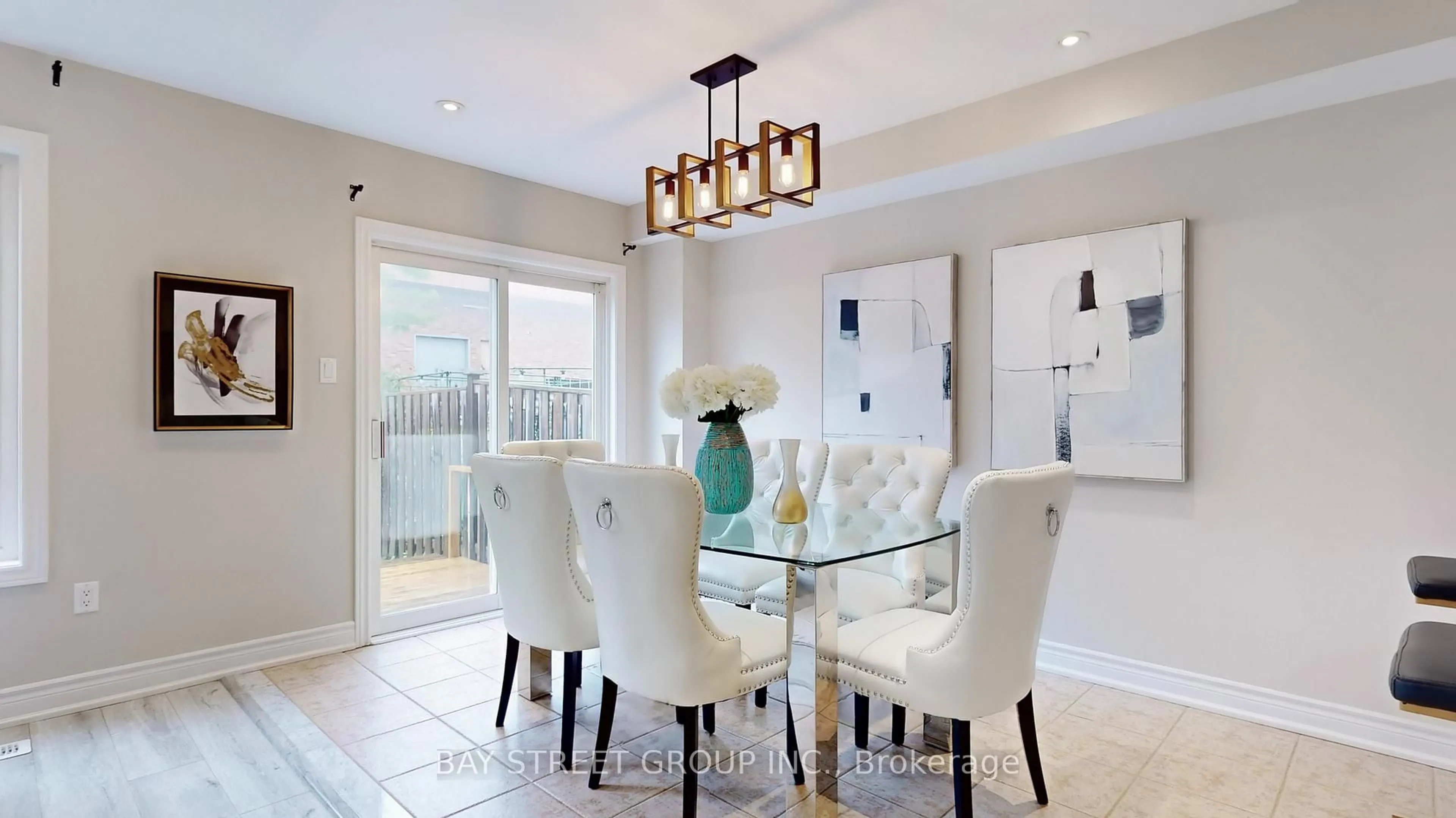Dining room, ceramic/tile floor for 151 Amulet Cres, Richmond Hill Ontario L4S 2T5