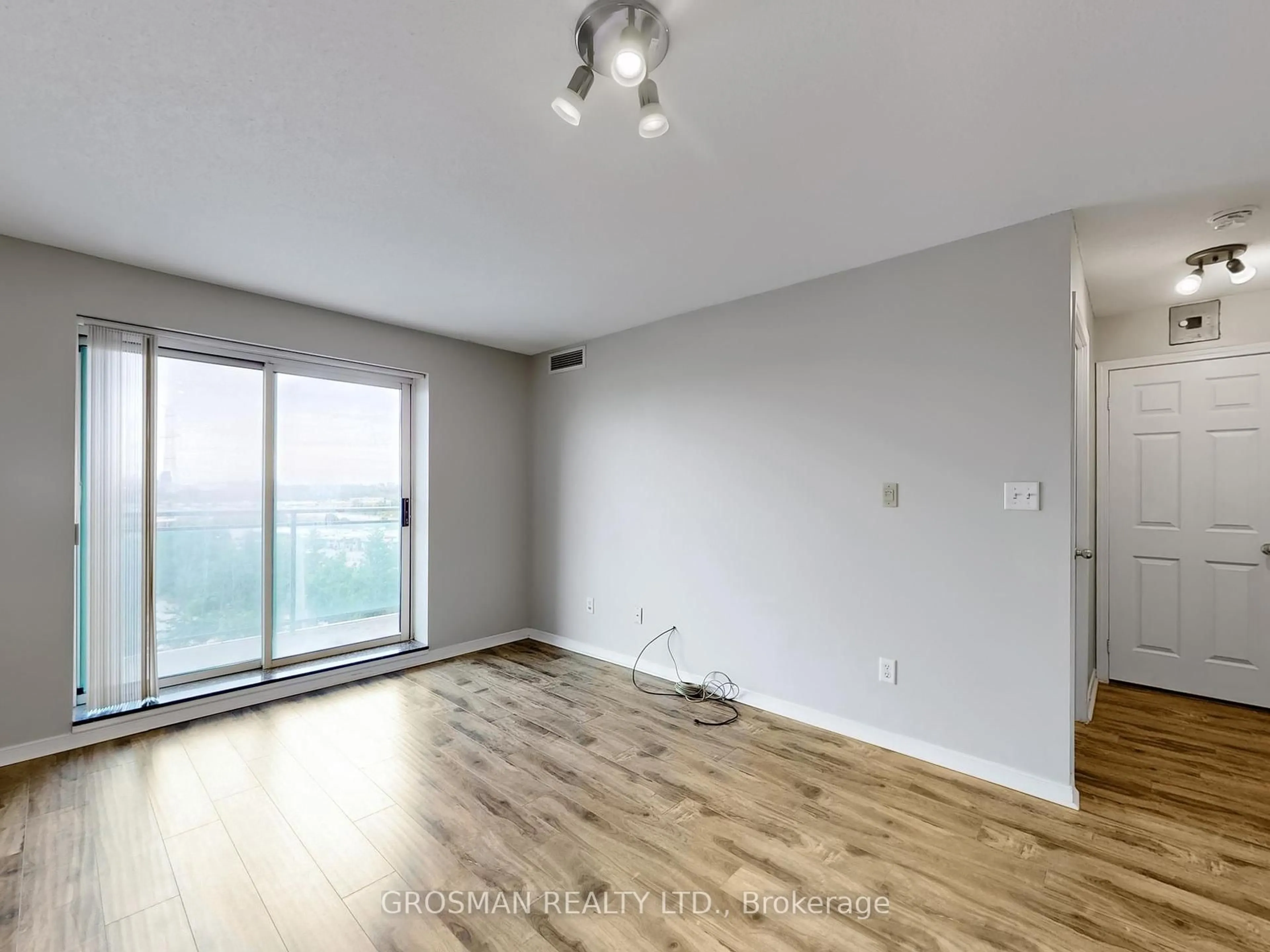A pic of a room for 39 Oneida Cres #721, Richmond Hill Ontario L4B 4T9