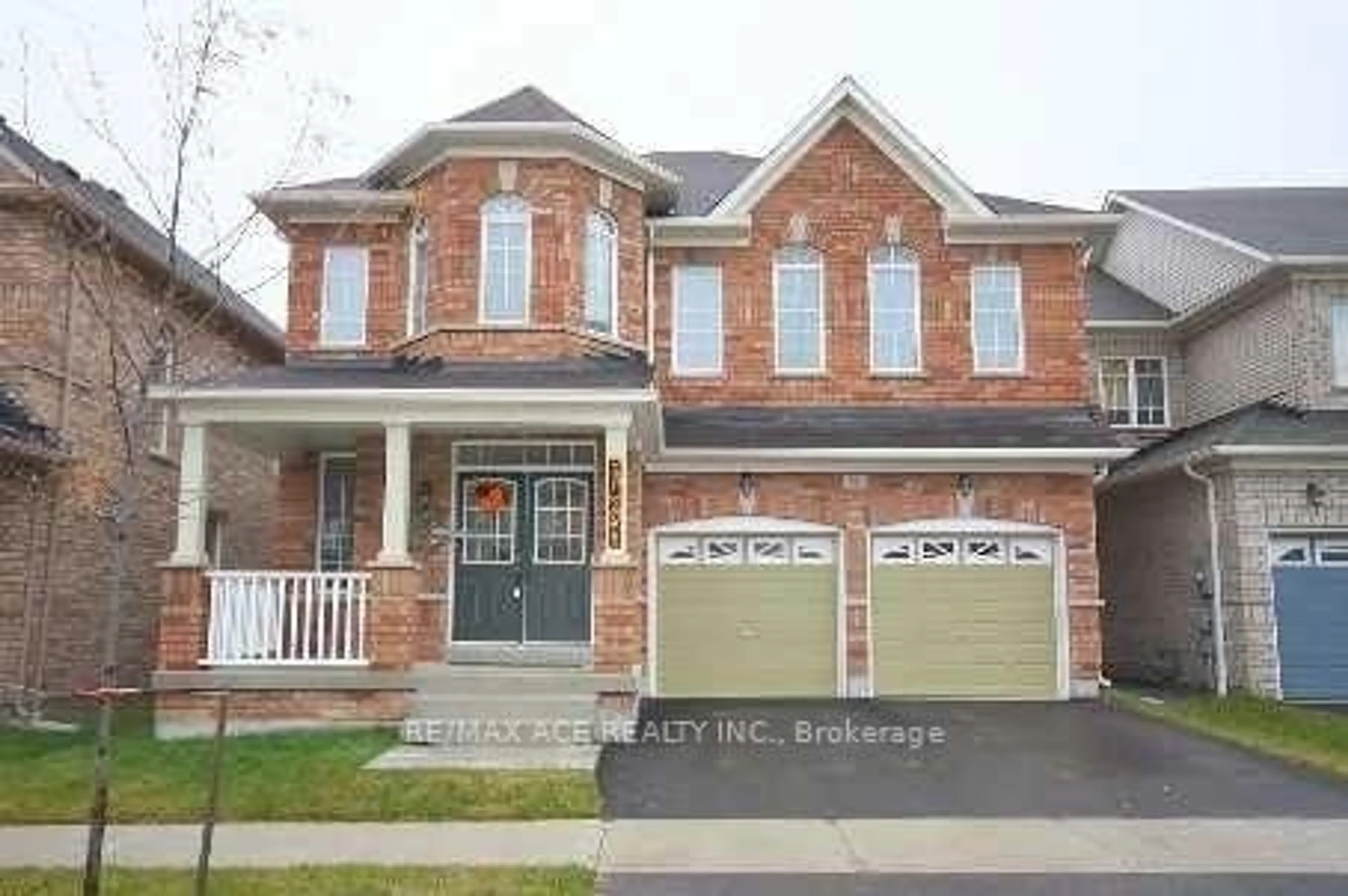 Home with brick exterior material, street for 66 Sunnyridge Ave, Whitchurch-Stouffville Ontario L4A 0L2