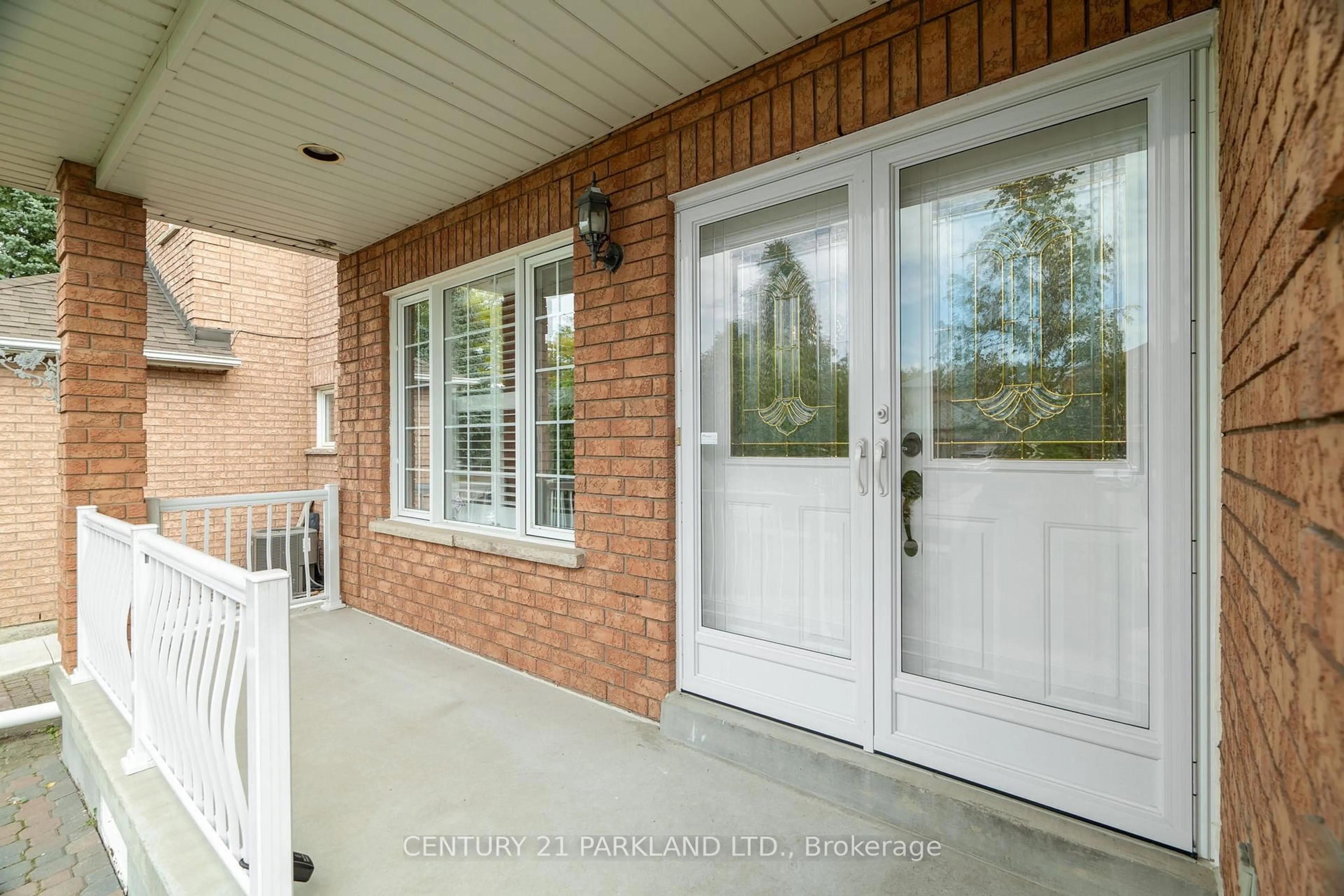 Indoor entryway for 7 Vespucci Dr, Vaughan Ontario L6A 2T7