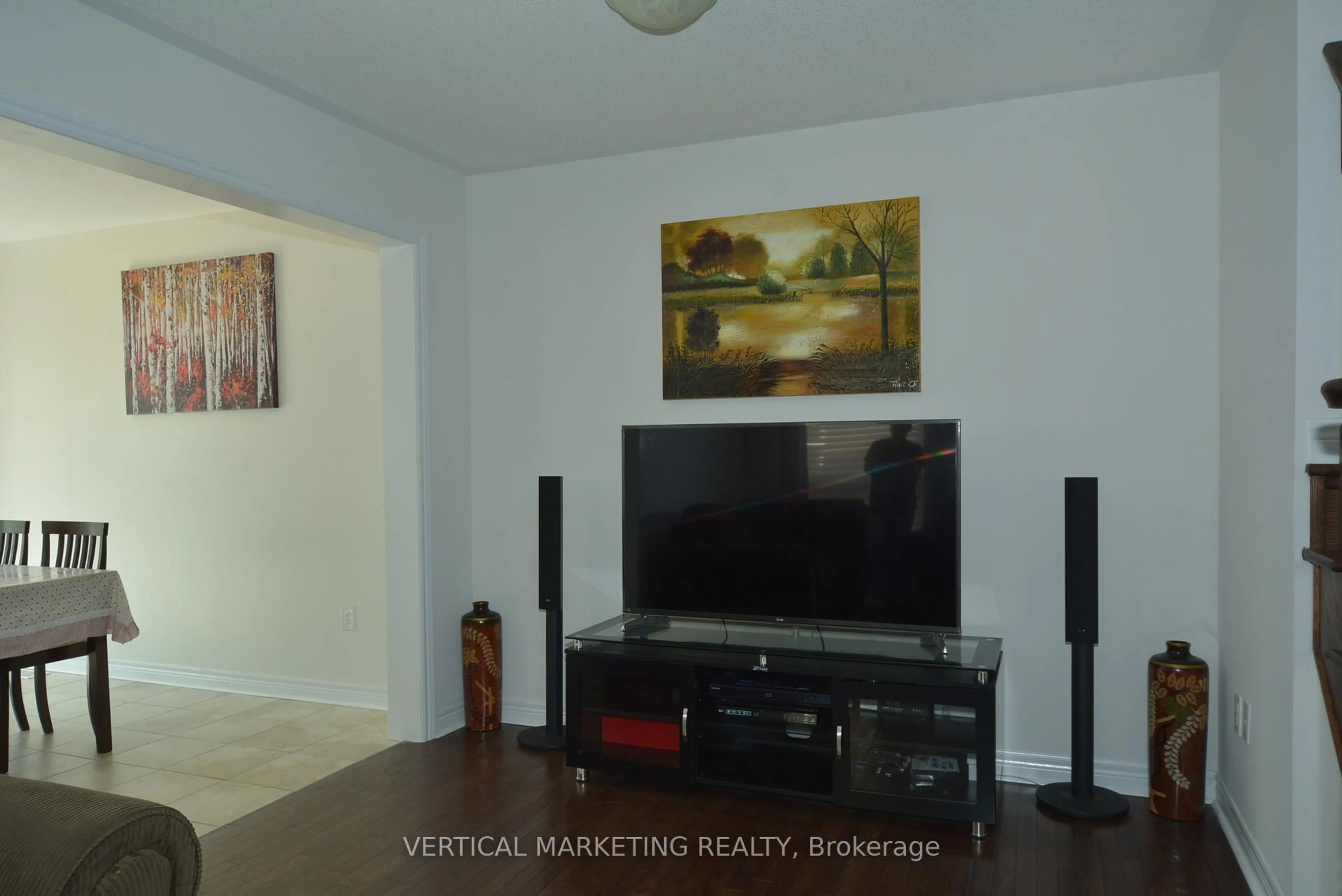 Home theater for 79 Harvest Hills Blvd, East Gwillimbury Ontario L9N 0B4
