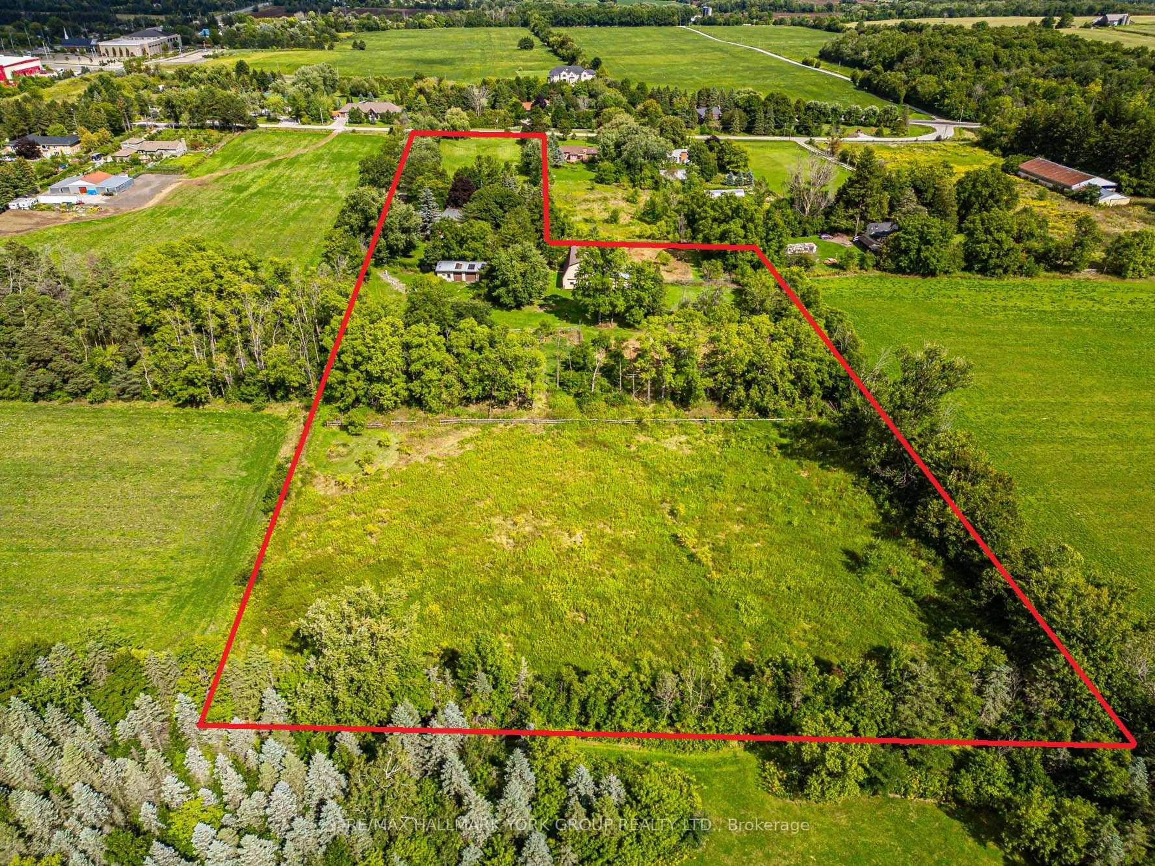 A pic from outside/outdoor area/front of a property/back of a property/a pic from drone, forest/trees view for 18 Kennedy Lane, Whitchurch-Stouffville Ontario L4A 2J5