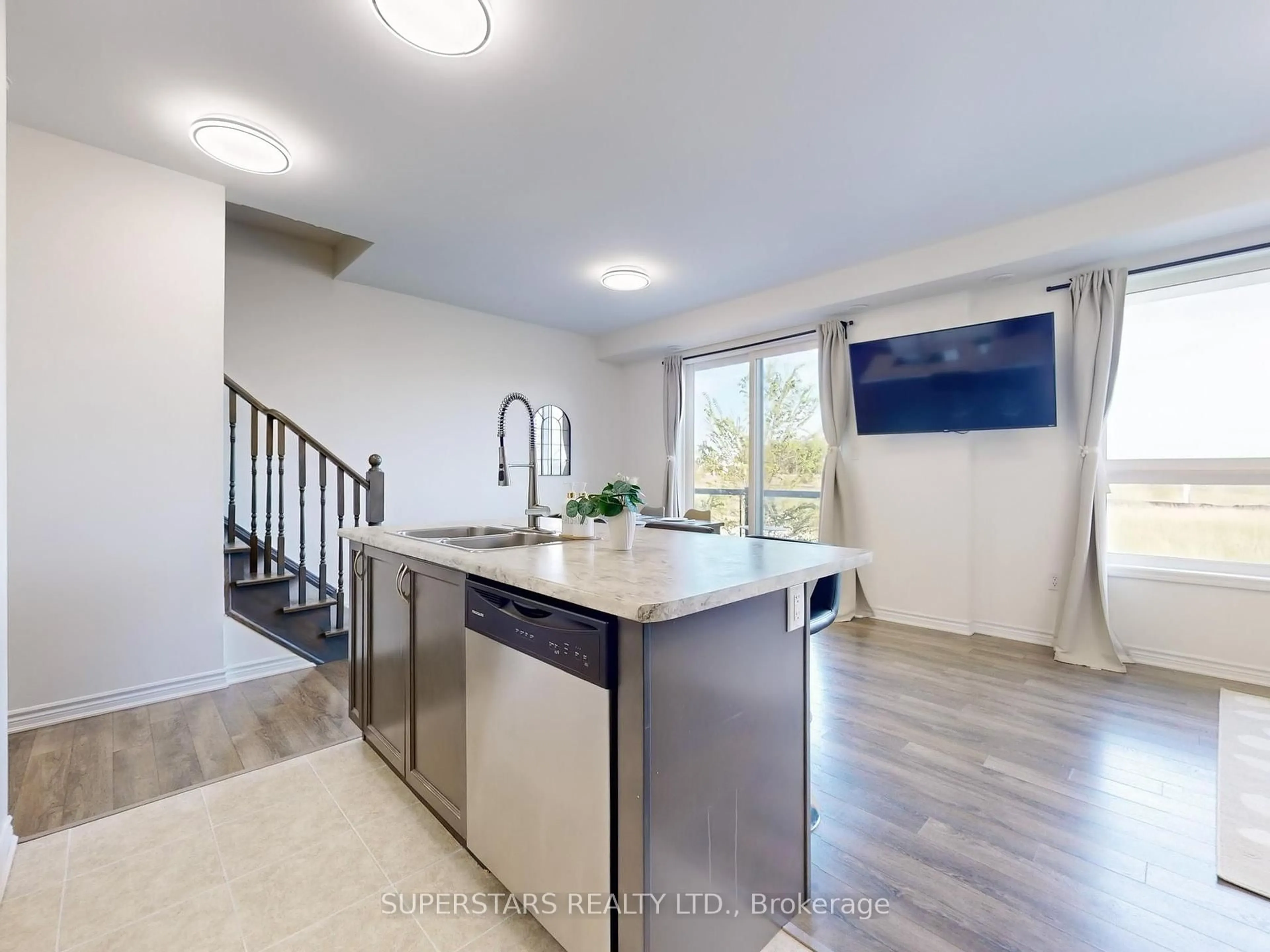 Open concept kitchen, unknown for 360 Arthur Bonner Ave, Markham Ontario L6B 1N2