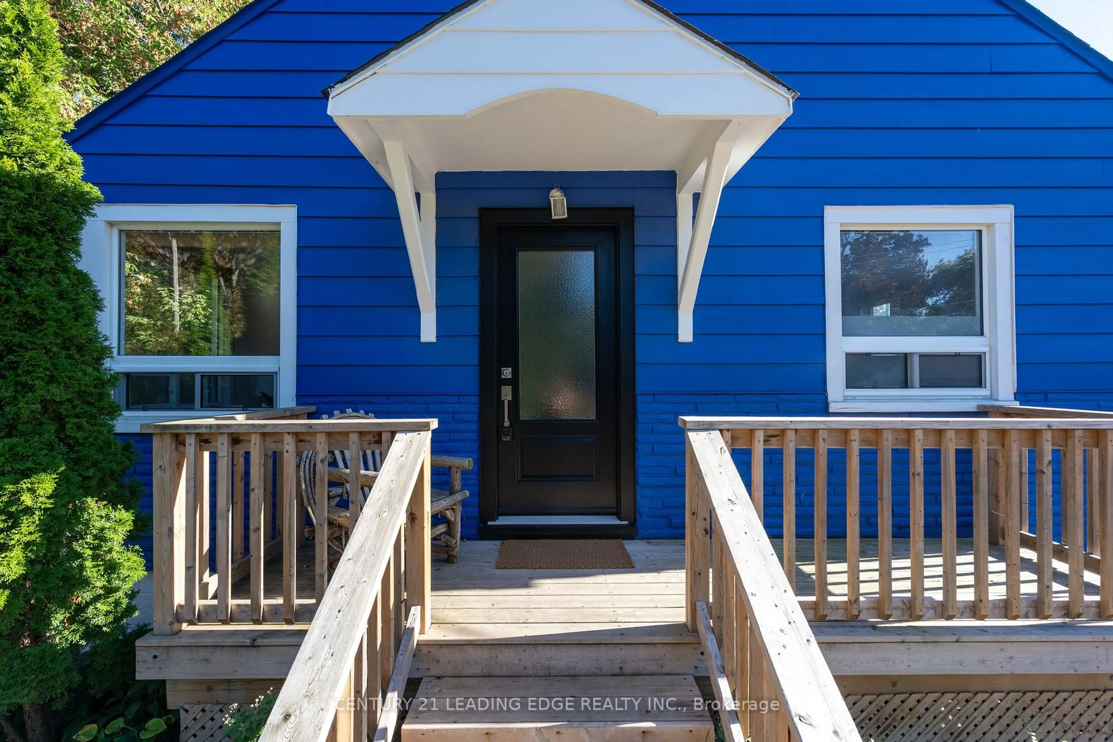 Unknown for 754 Srigley St, Newmarket Ontario L3Y 1X5
