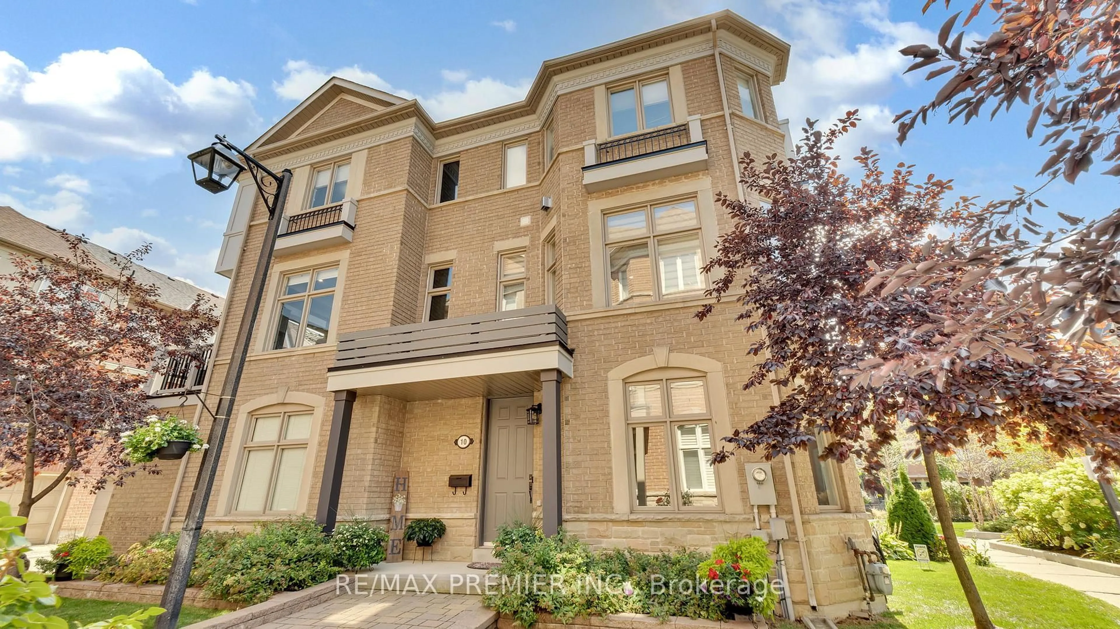 Home with brick exterior material, street for 10 Henry Peters Lane, Vaughan Ontario L4L 0A7