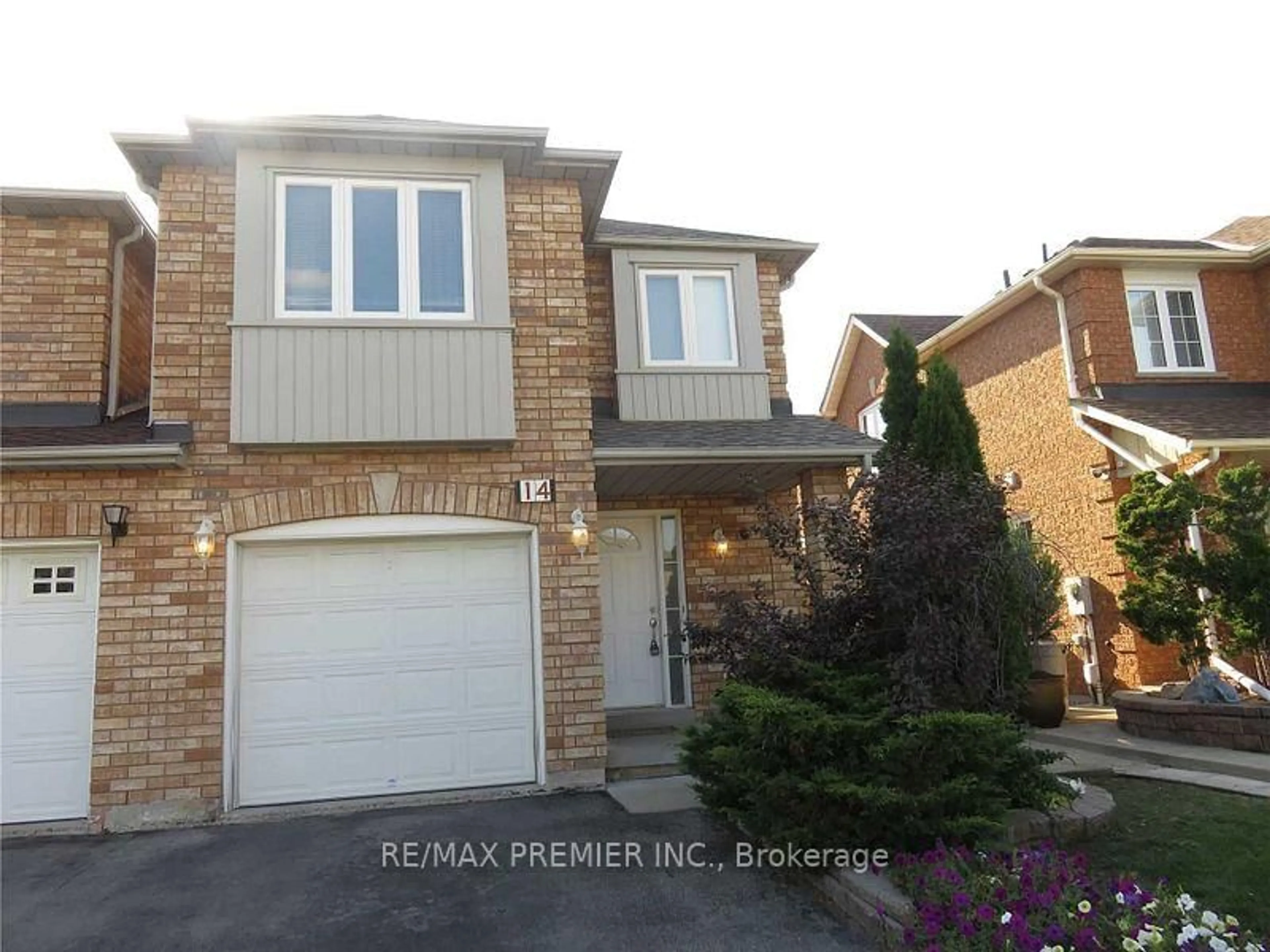 Home with brick exterior material, street for 14 Opera Pl, Vaughan Ontario L4L 8Y8