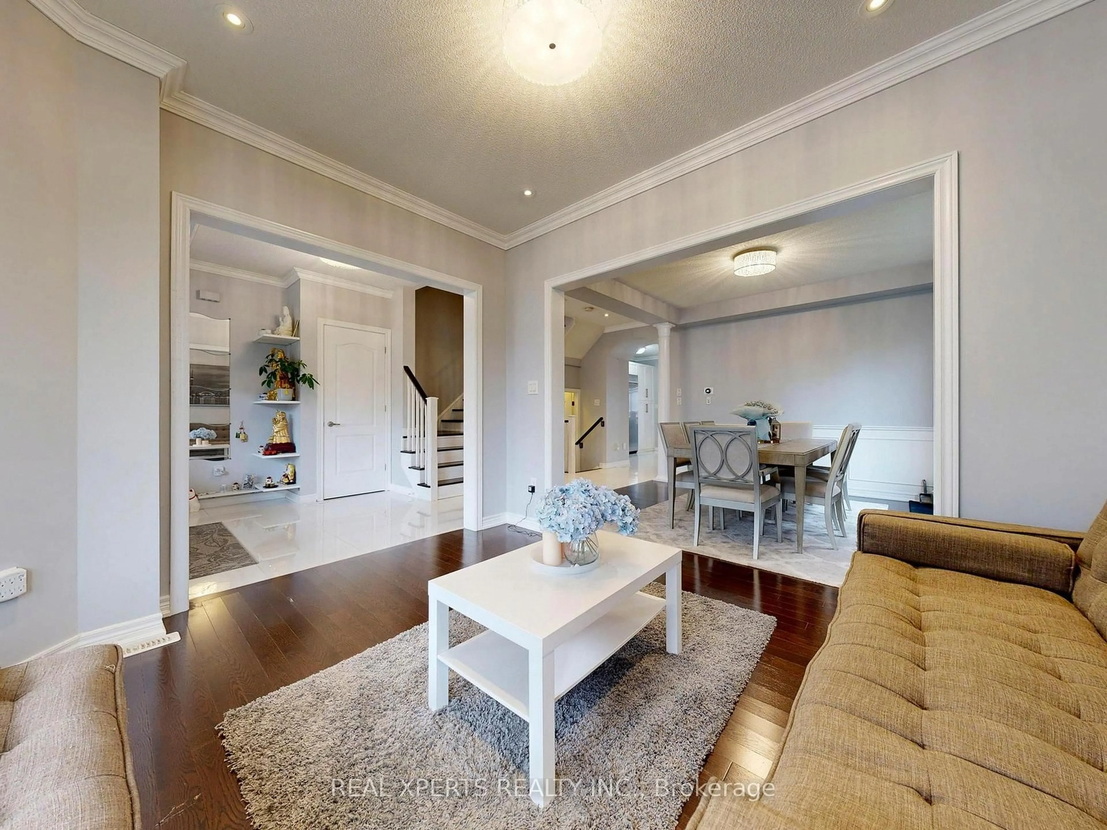 Living room with furniture, unknown for 221 The Meadows Ave, Markham Ontario L6B 0W3