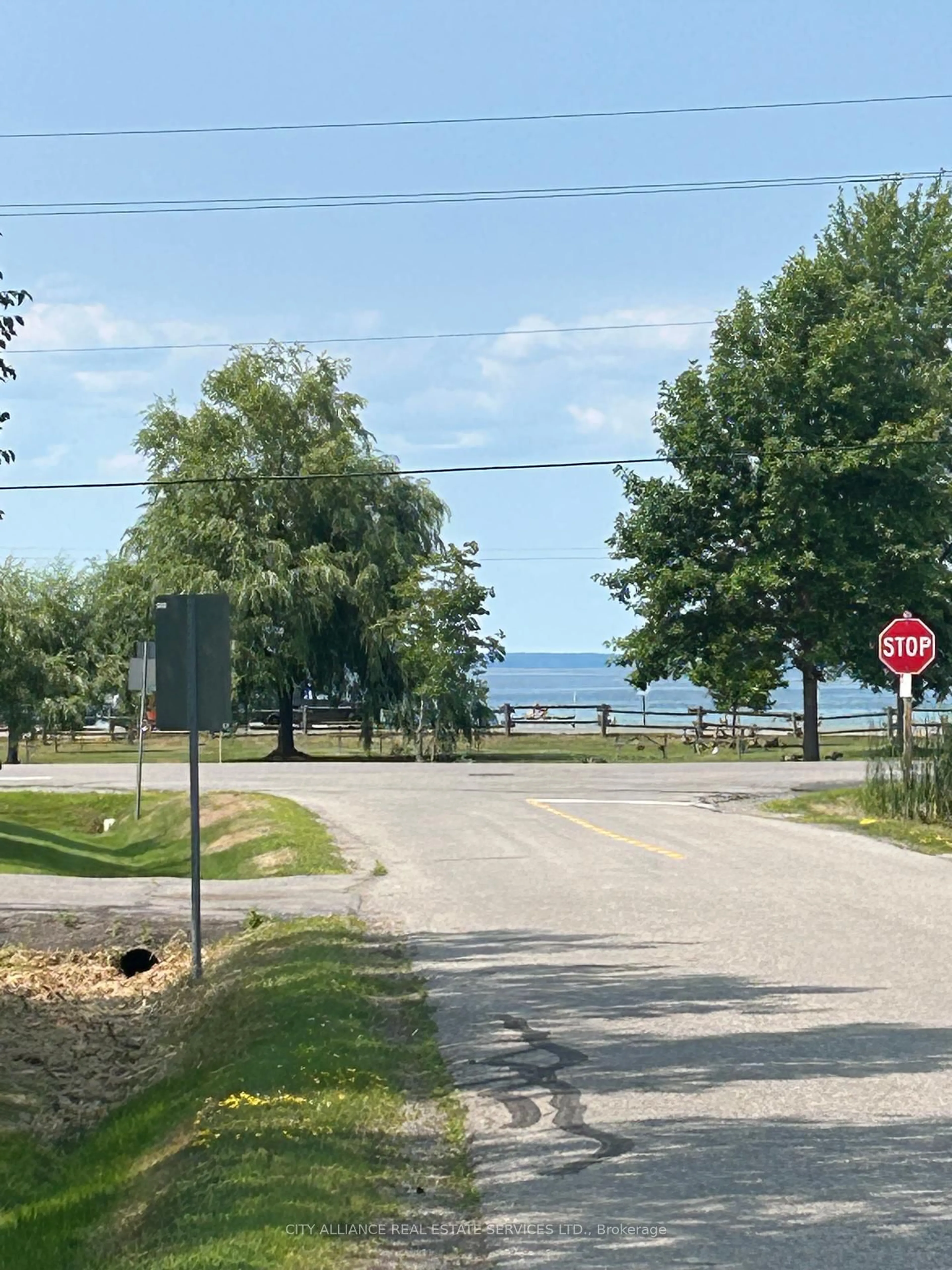 Unknown for 28 Joel Ave, Georgina Ontario L0E 1S0