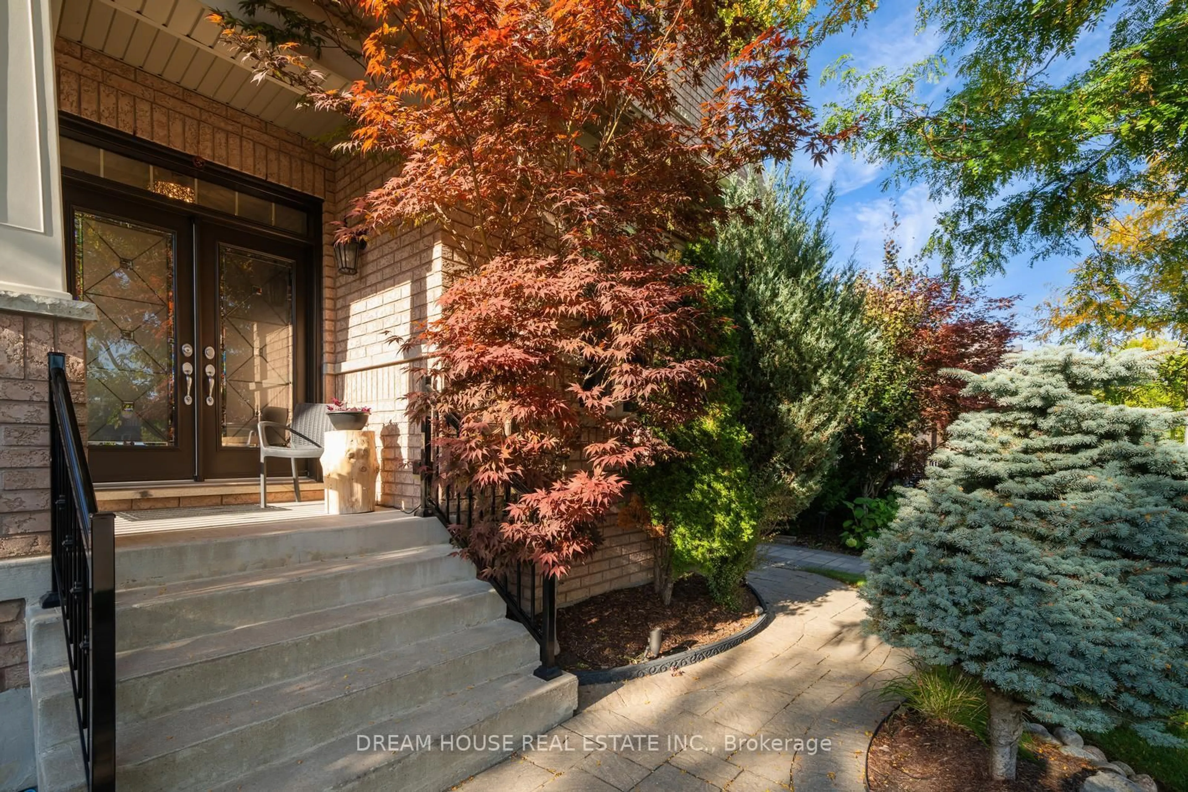Unknown for 20 Heather Dr, Richmond Hill Ontario L4E 0N3