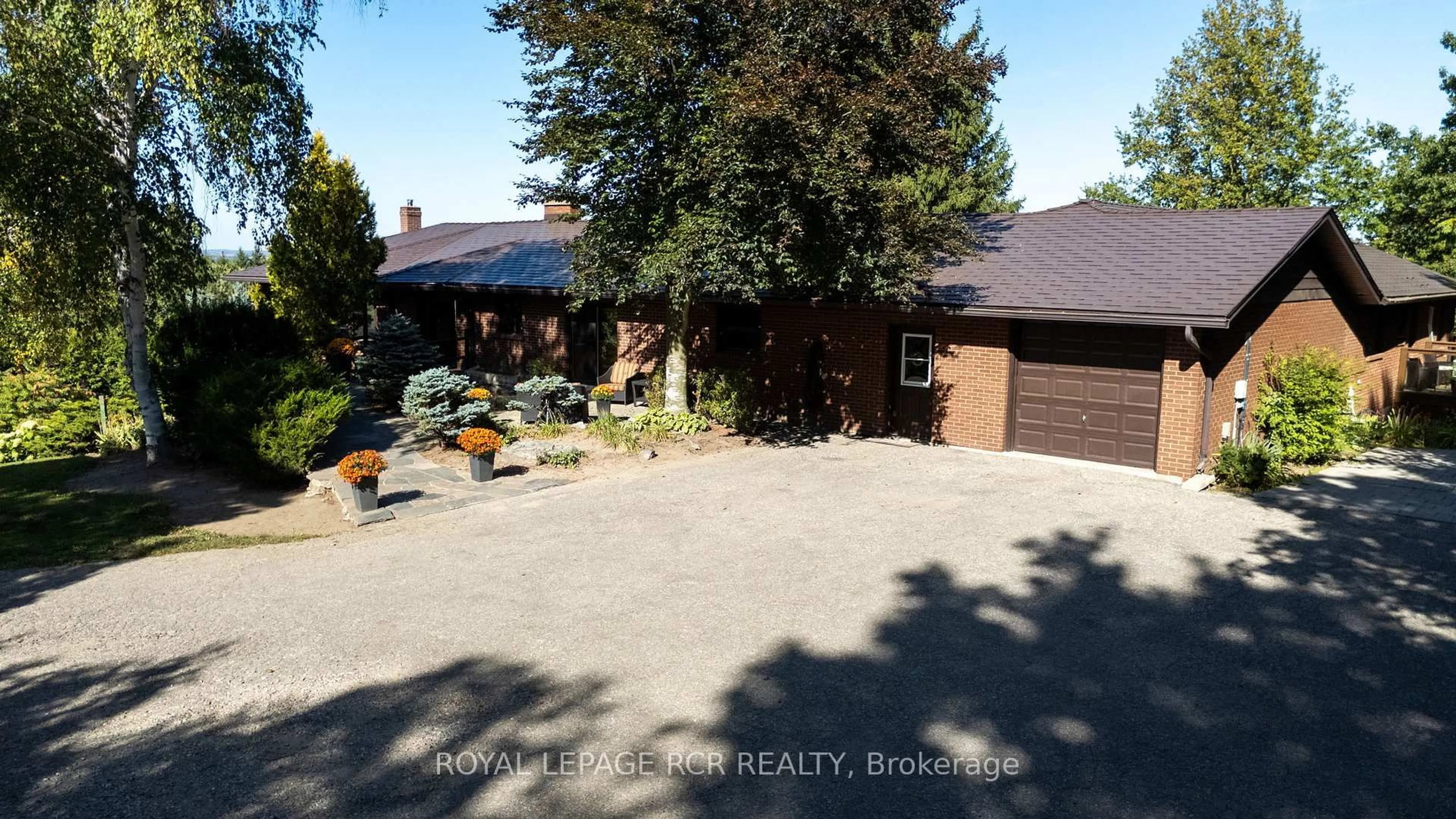 A pic from outside/outdoor area/front of a property/back of a property/a pic from drone, street for 15735 Highway 27, King Ontario L0G 1T0