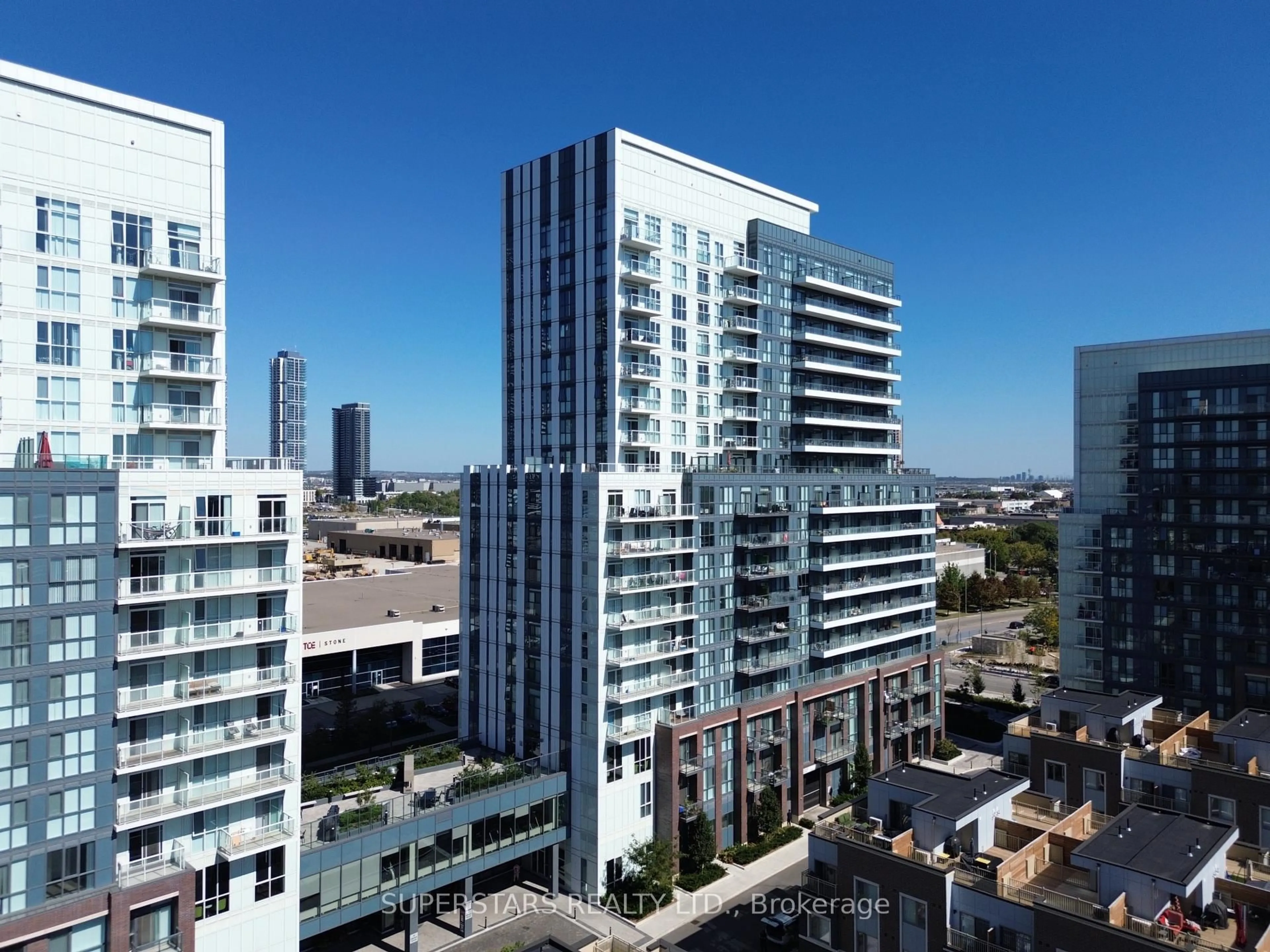 A pic from outside/outdoor area/front of a property/back of a property/a pic from drone, city buildings view from balcony for 38 Honeycrisp Cres #1003, Vaughan Ontario L4K 0M8