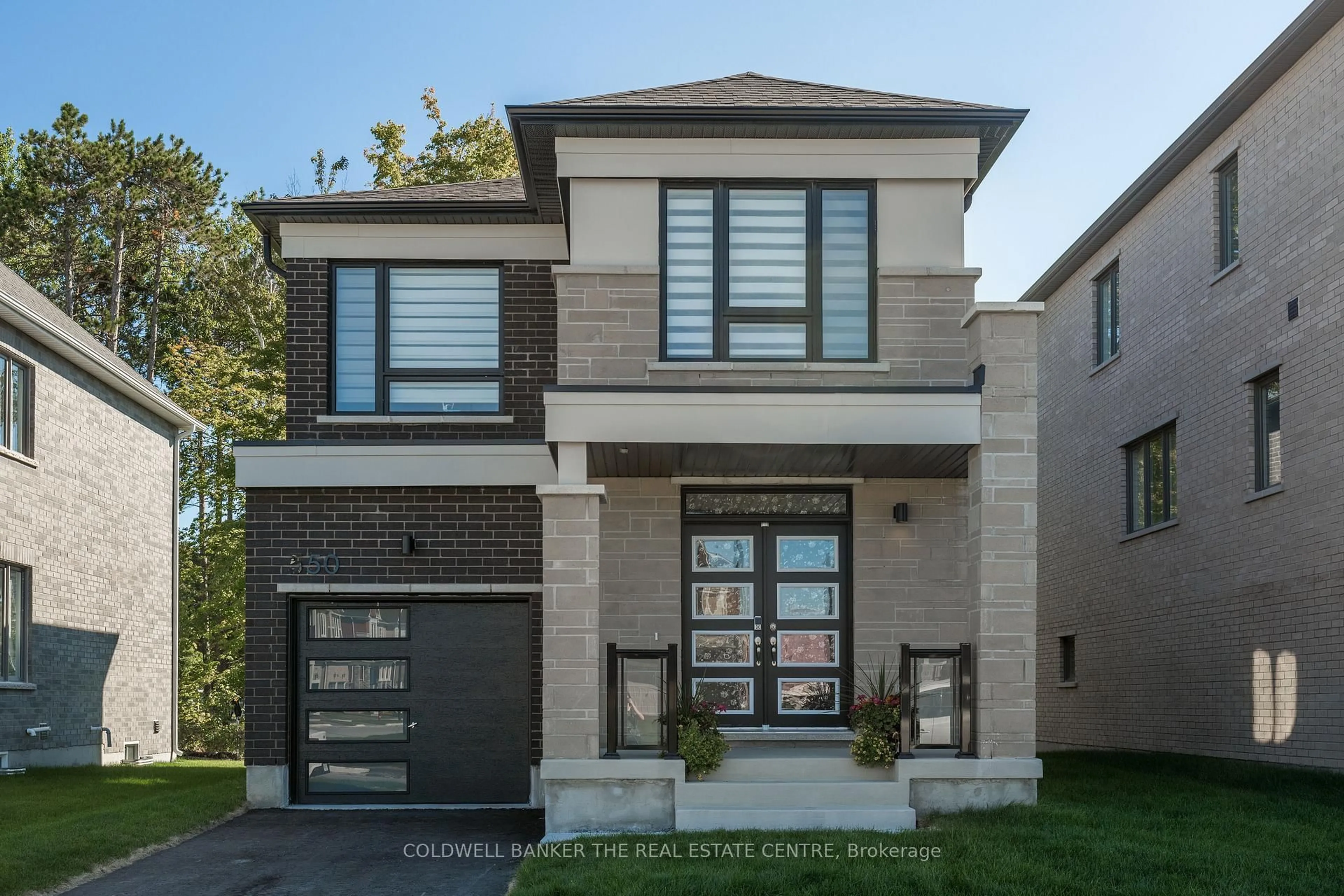 Home with brick exterior material, street for 550 Mika St, Innisfil Ontario L9S 0S3