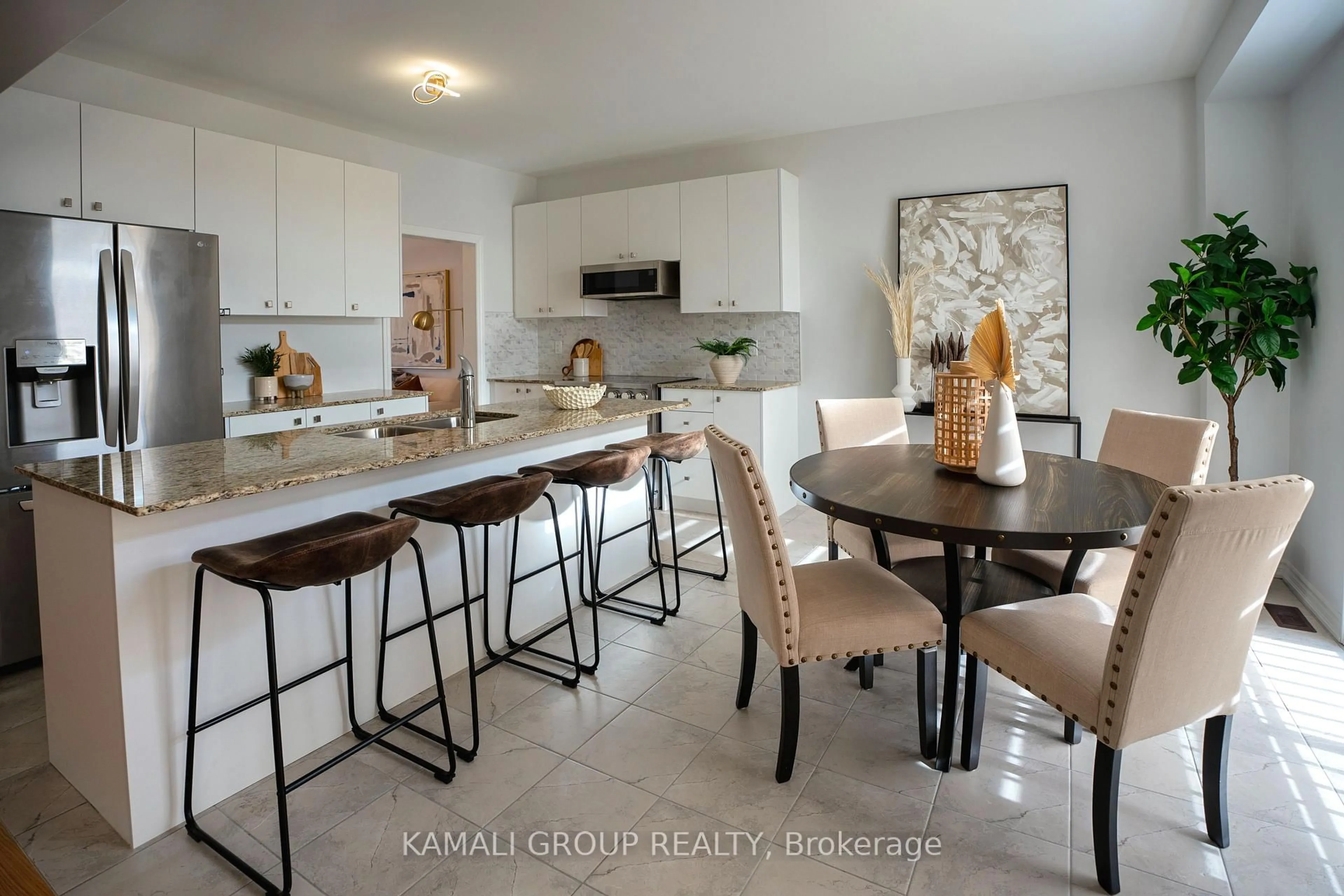Open concept kitchen, ceramic/tile floor for 51 Ahchie Crt, Vaughan Ontario L6A 5E5