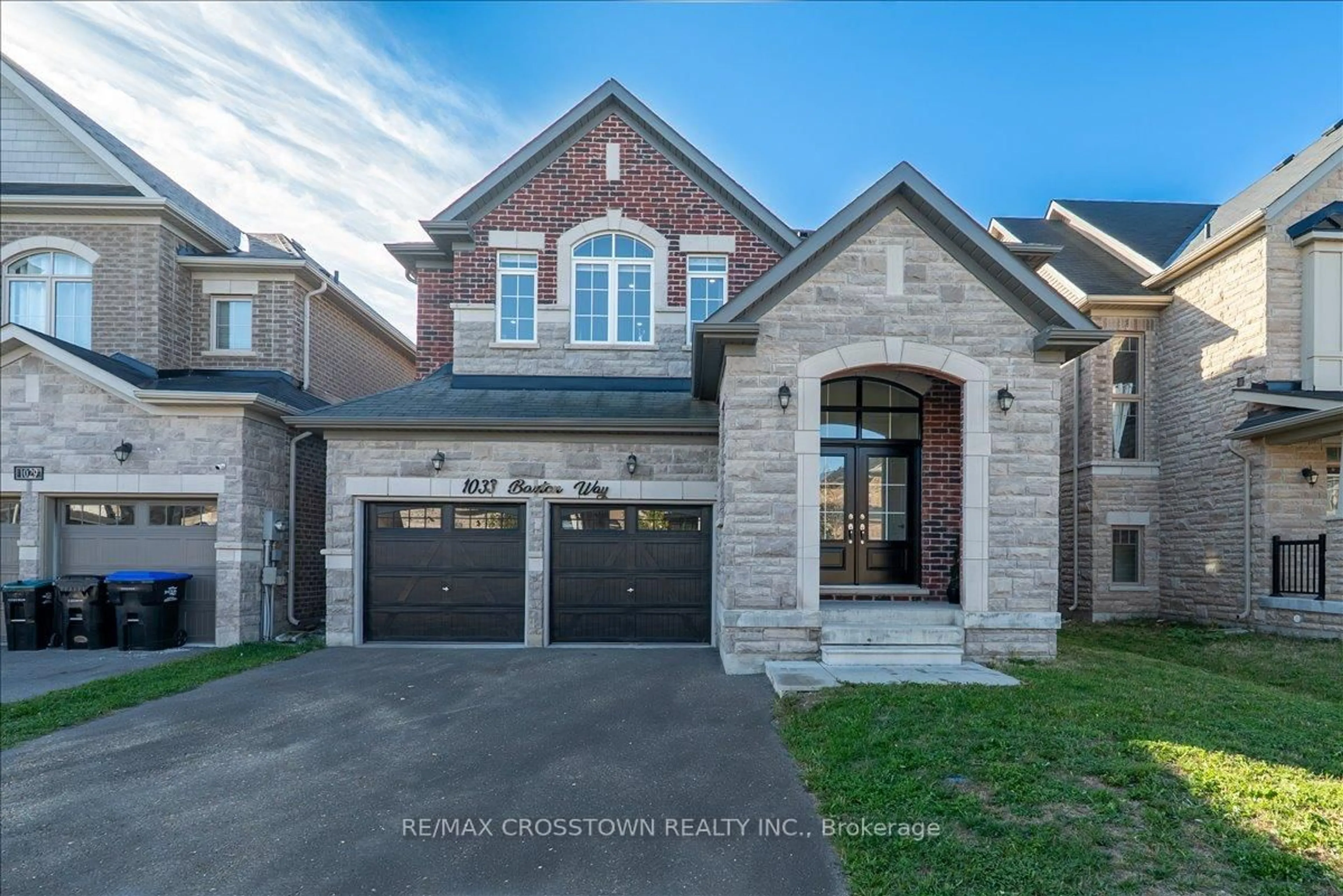 Home with brick exterior material, street for 1033 Barton Way, Innisfil Ontario L9S 0N5