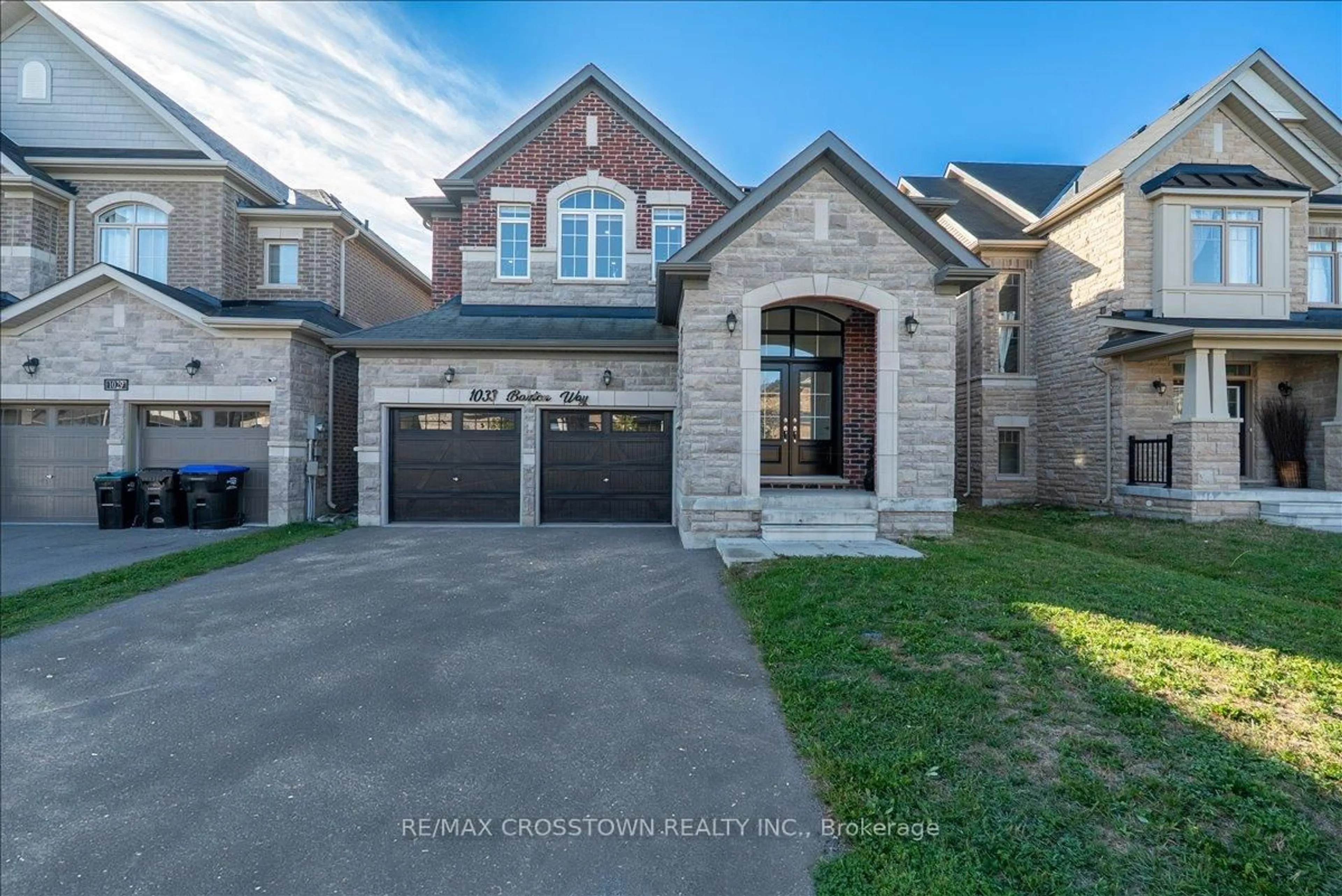 Home with brick exterior material, street for 1033 Barton Way, Innisfil Ontario L9S 0N5