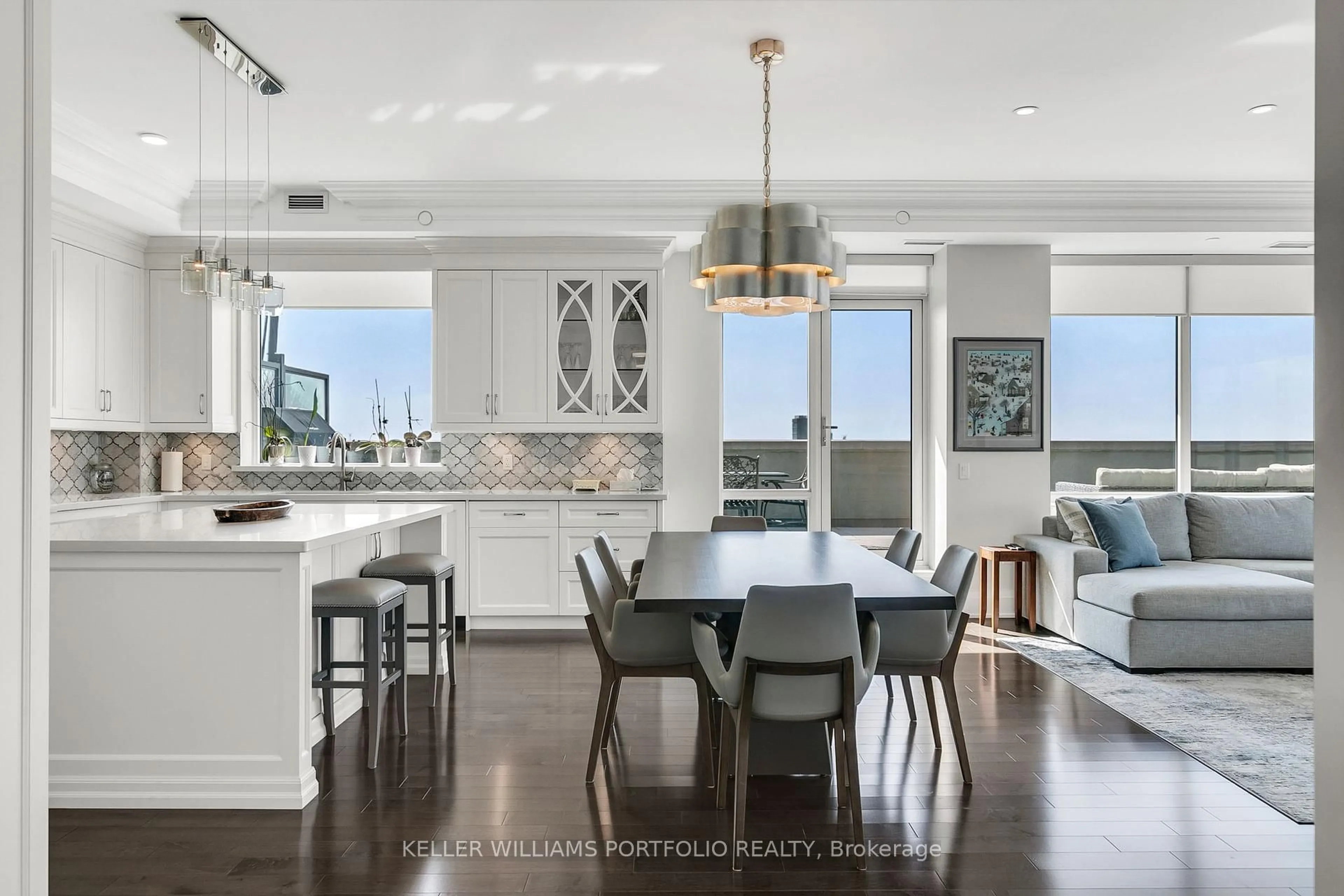 Open concept kitchen, ceramic/tile floor for 4800 Highway 7 #PH 1005, Vaughan Ontario L4L 1H8