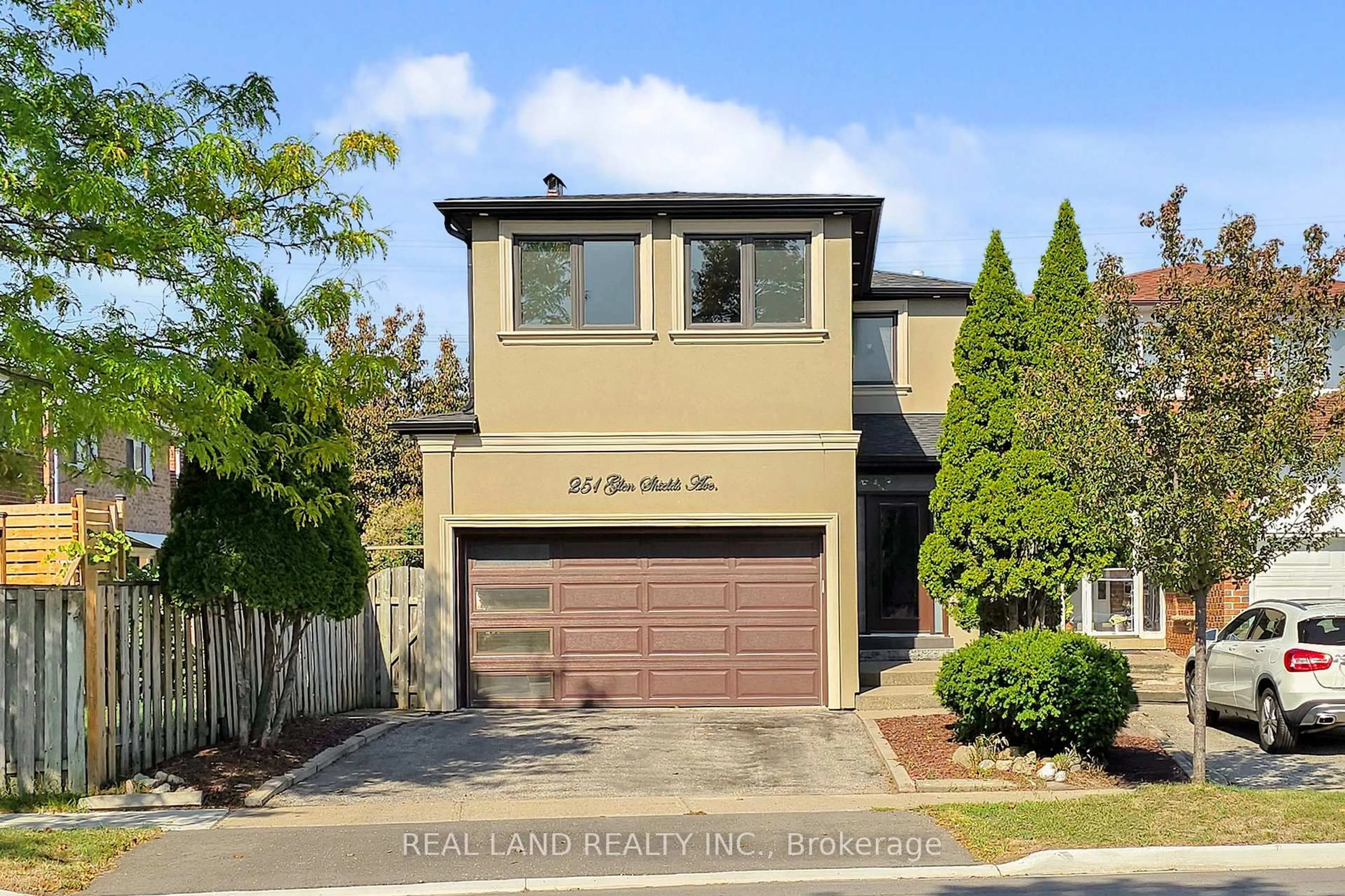 Home with brick exterior material, street for 251 Glen Shields Ave, Vaughan Ontario L4K 2R1
