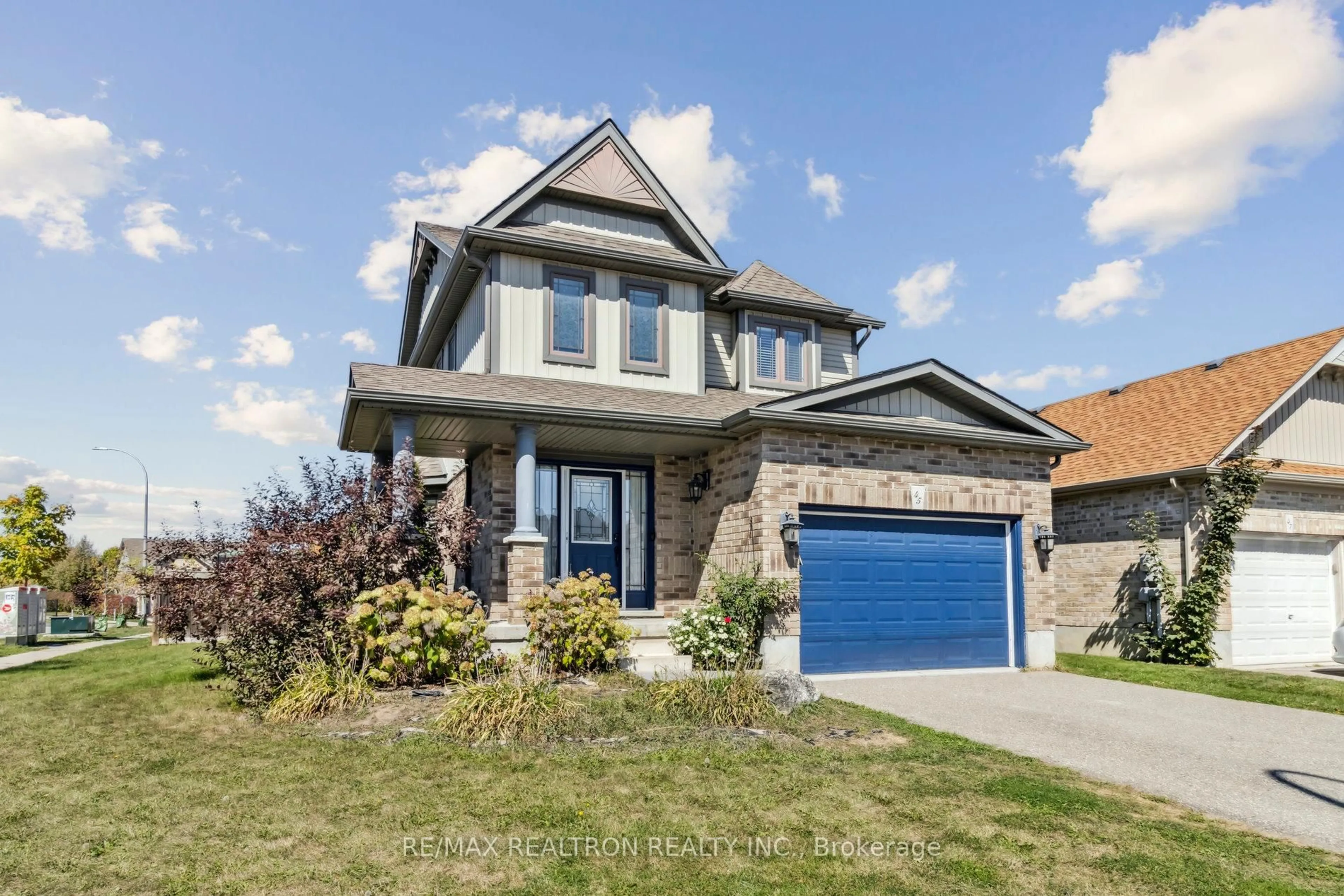 Home with brick exterior material, street for 45 Irwin Cres, New Tecumseth Ontario L9R 0G7