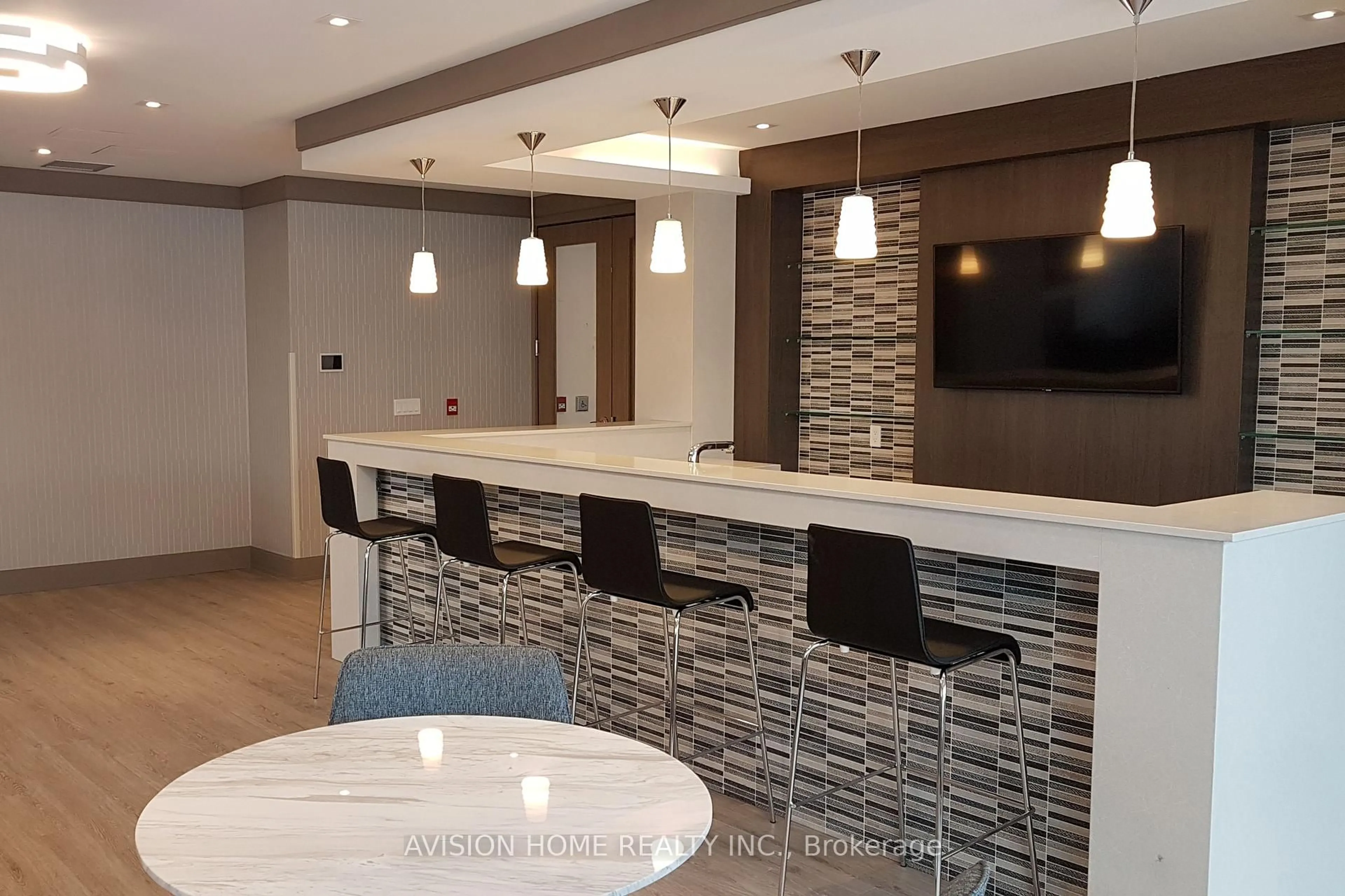 Unknown for 15 Water Walk Dr #818, Markham Ontario L3P 1N3