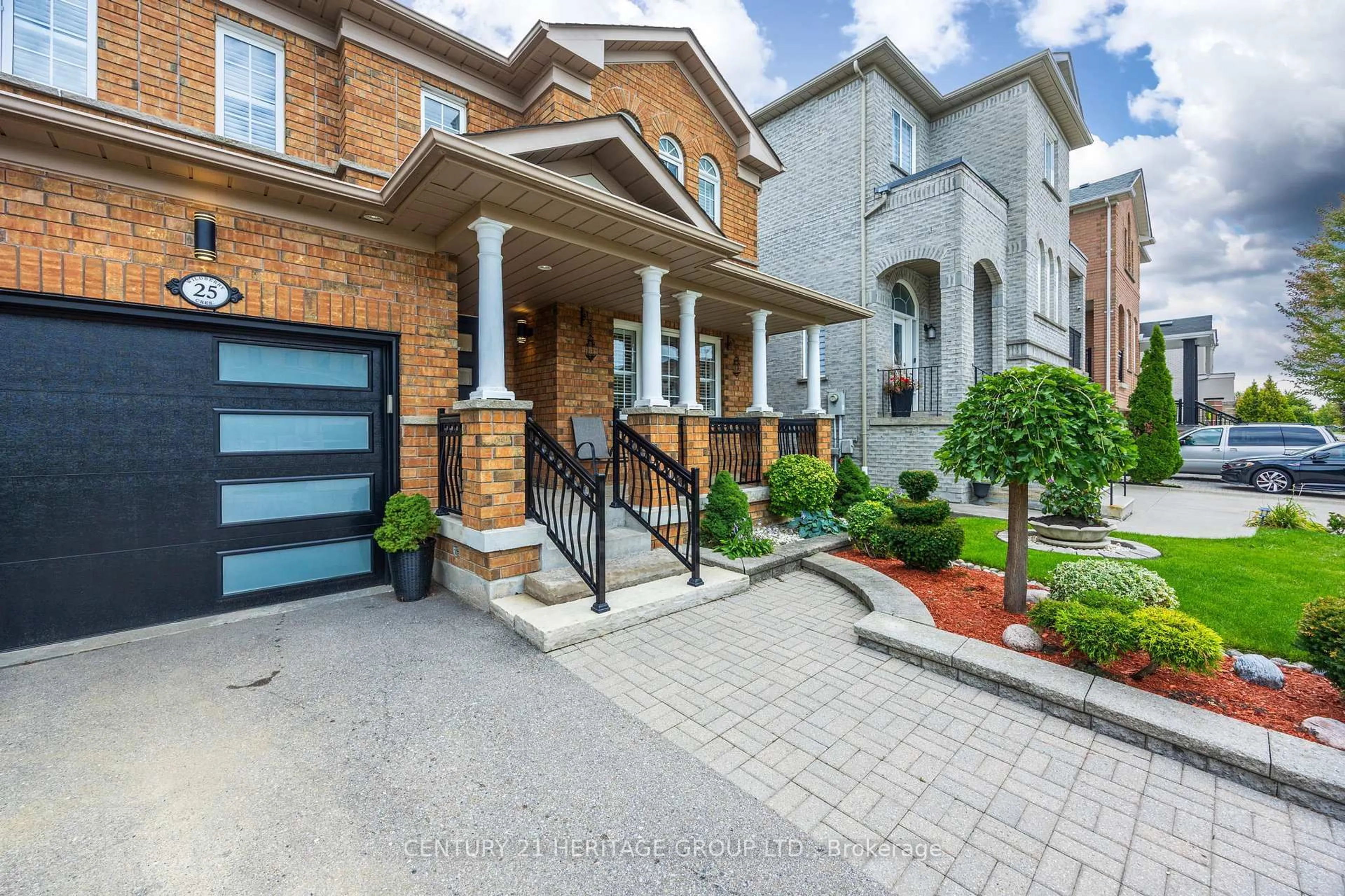Home with brick exterior material, street for 25 Wildberry Cres, Vaughan Ontario L4H 2C1